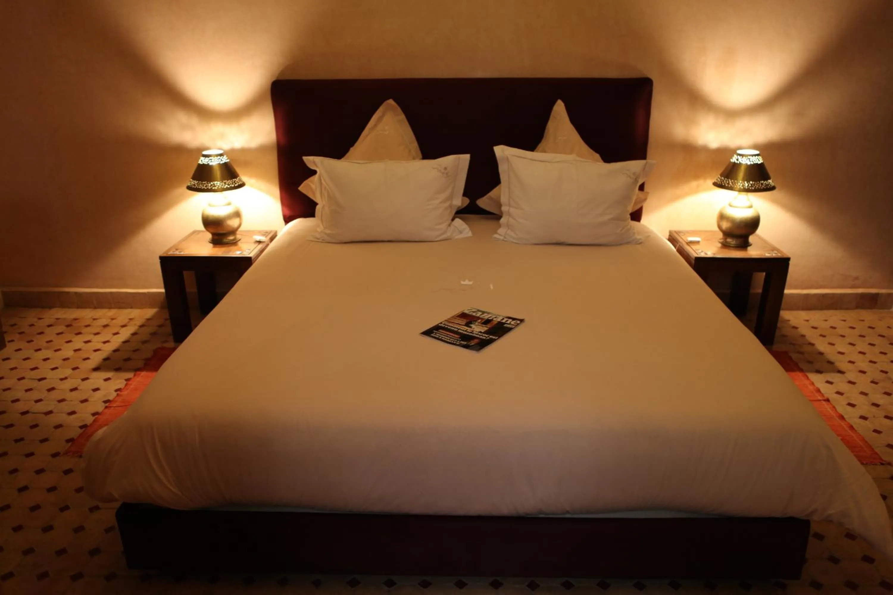 Bedroom, Bed in Riad L'Emir