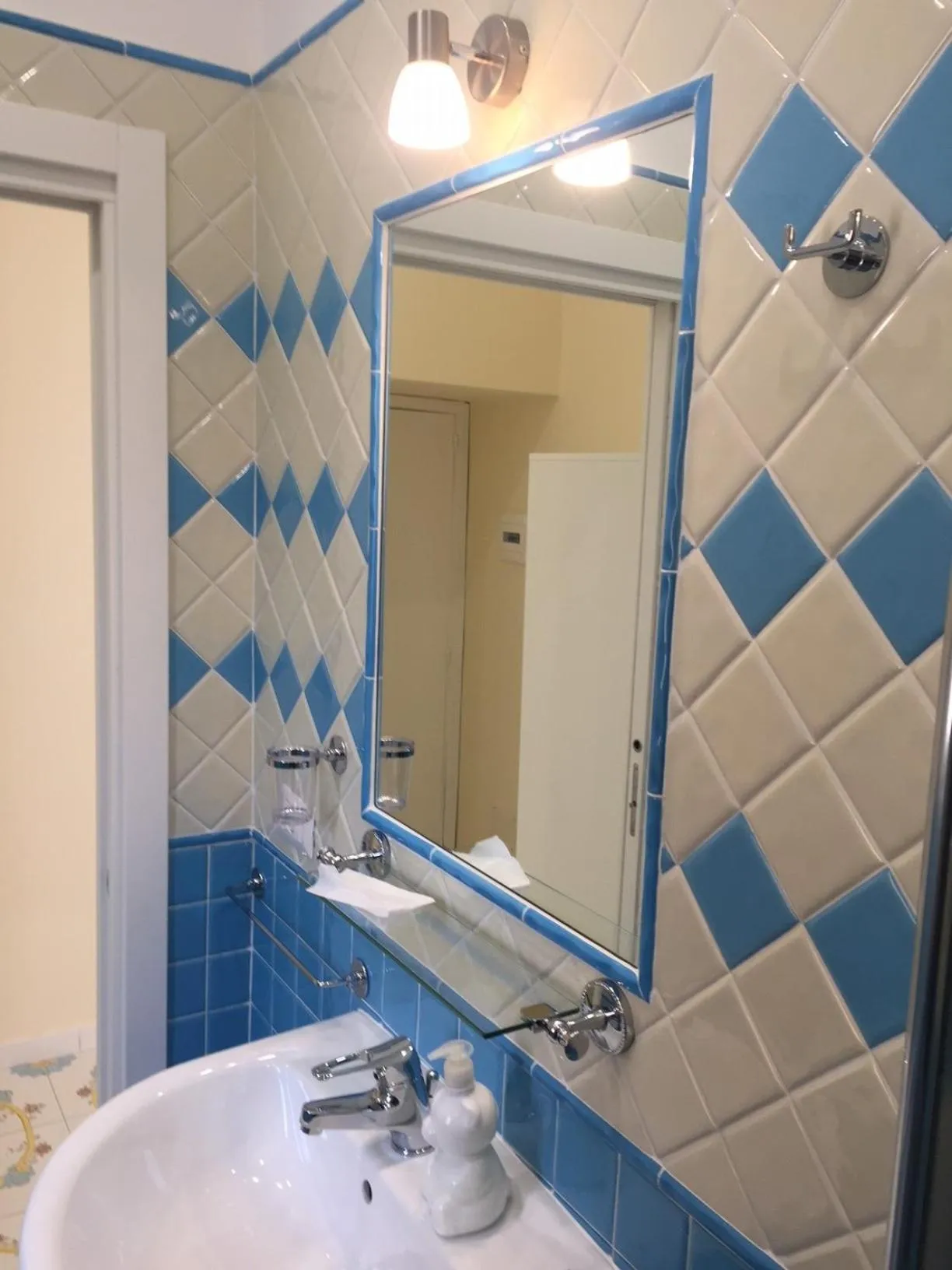 Bathroom in Albergo Oasi