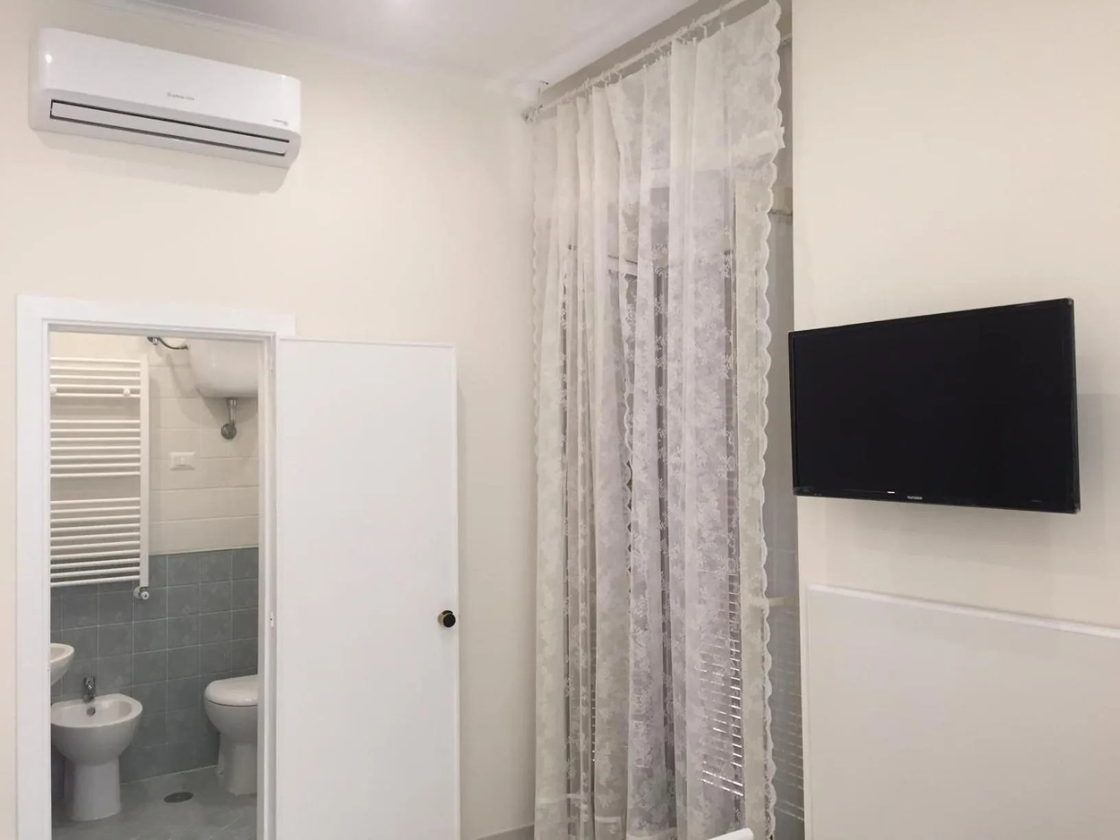 TV and multimedia in Albergo Oasi