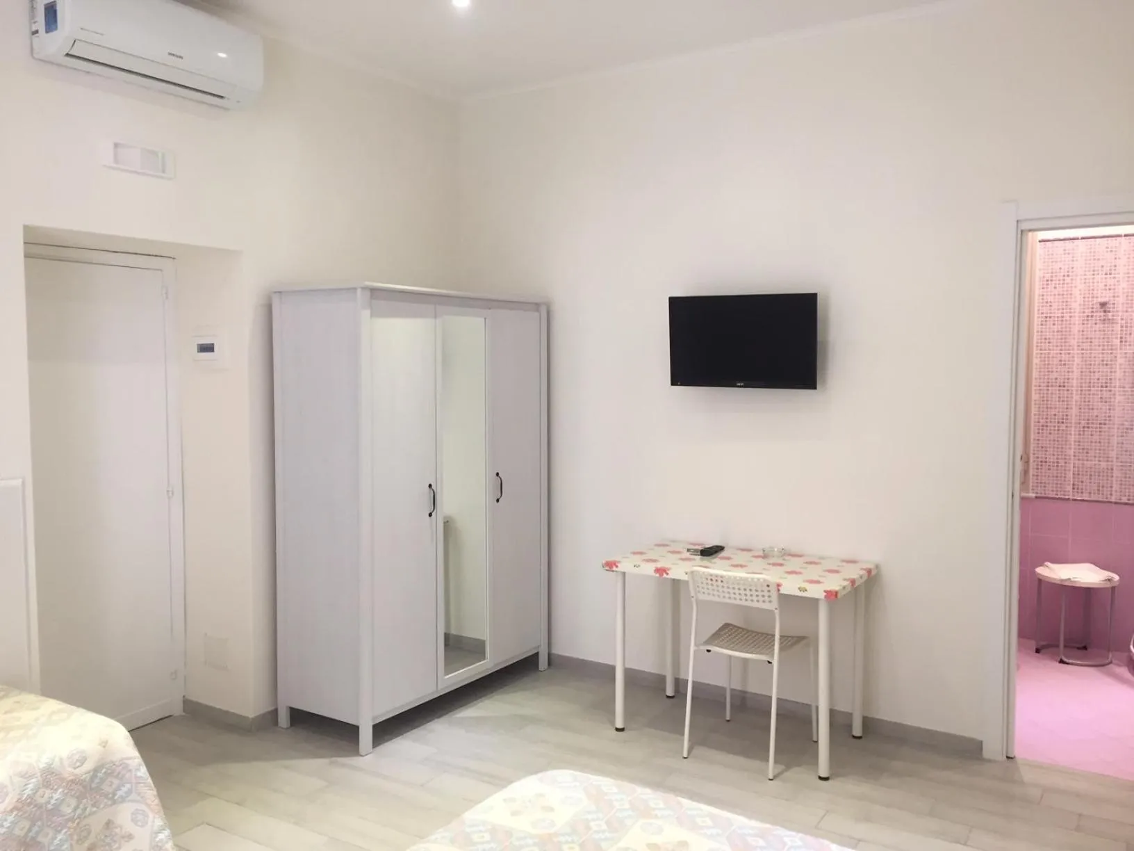 TV and multimedia in Albergo Oasi