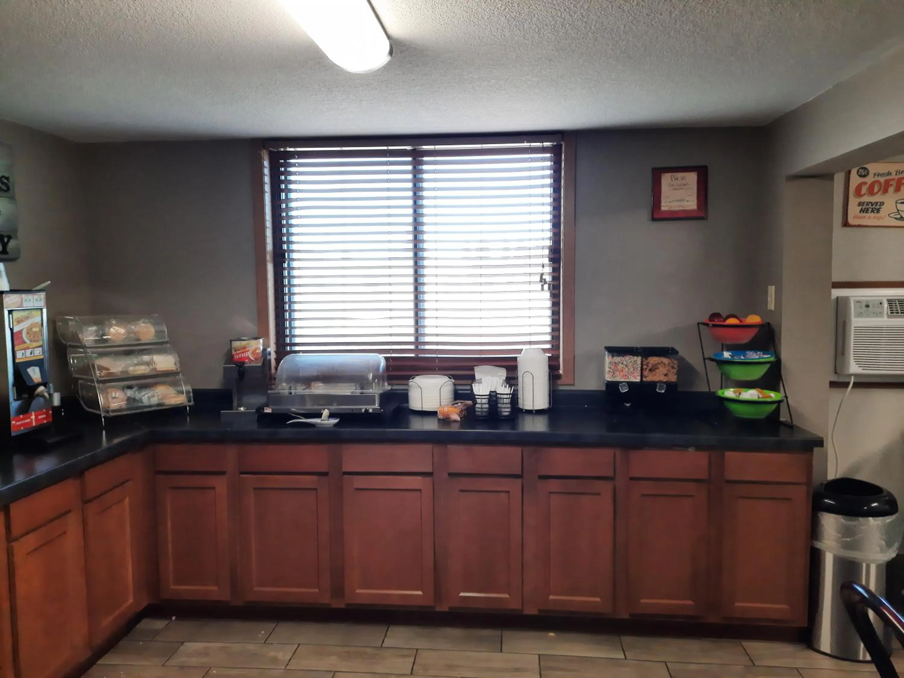 Breakfast in Super 8 by Wyndham Watertown