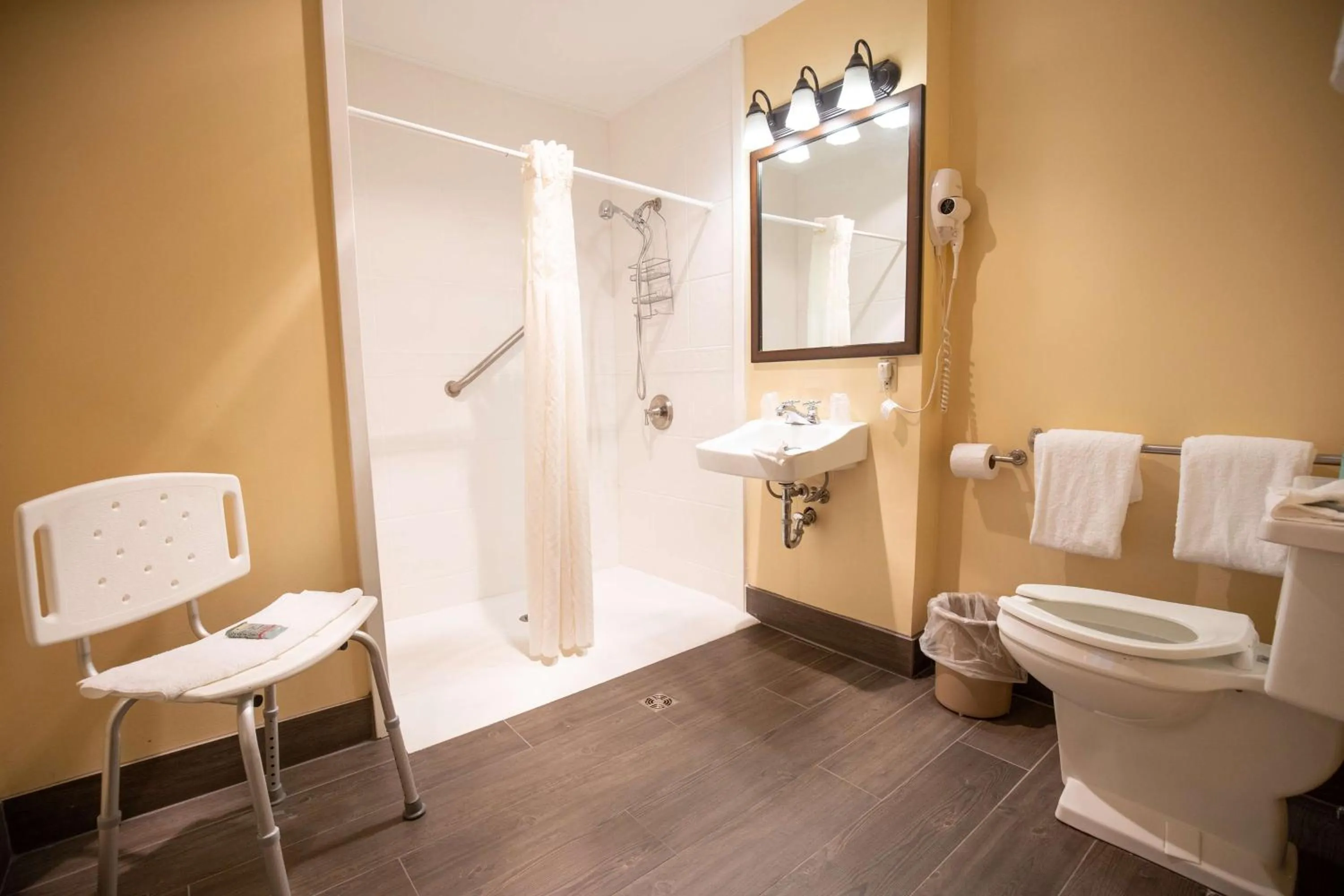 Bathroom in Best Western of Lake George