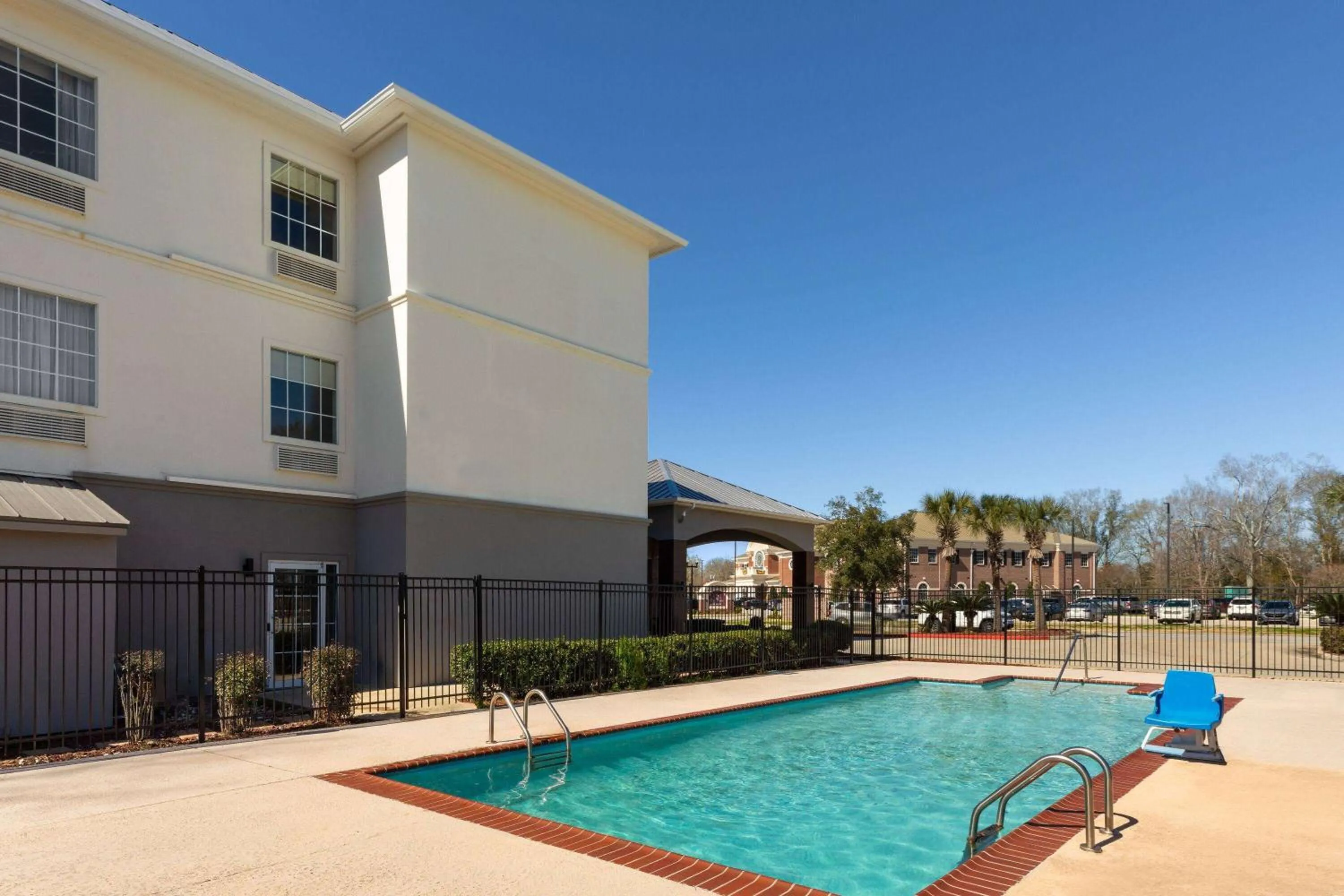 Pool view in La Quinta by Wyndham Houma