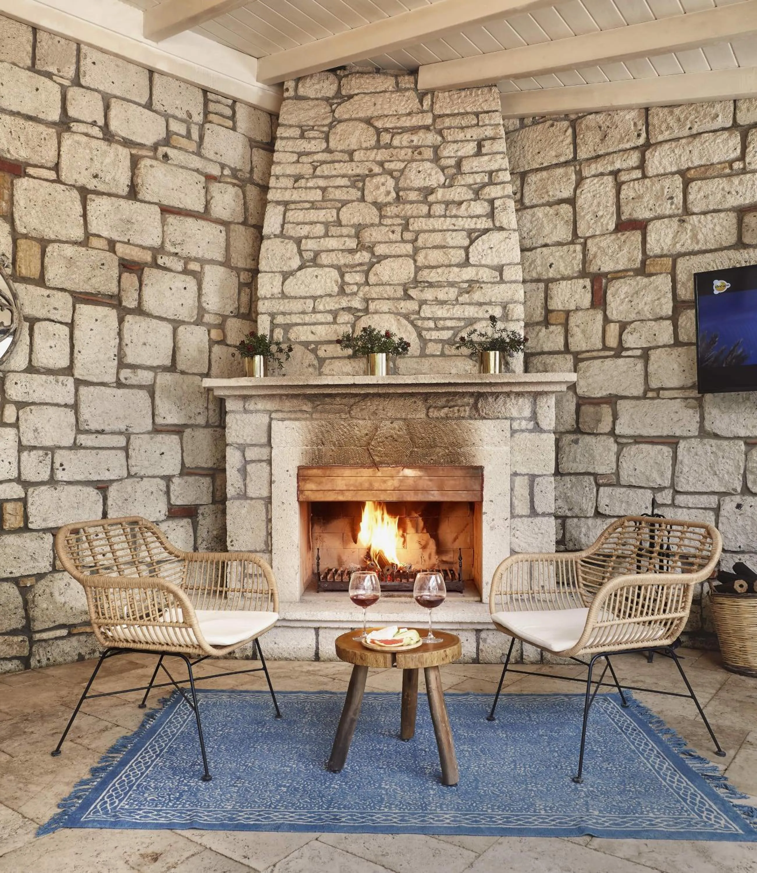 Property building in Alachi Hotel