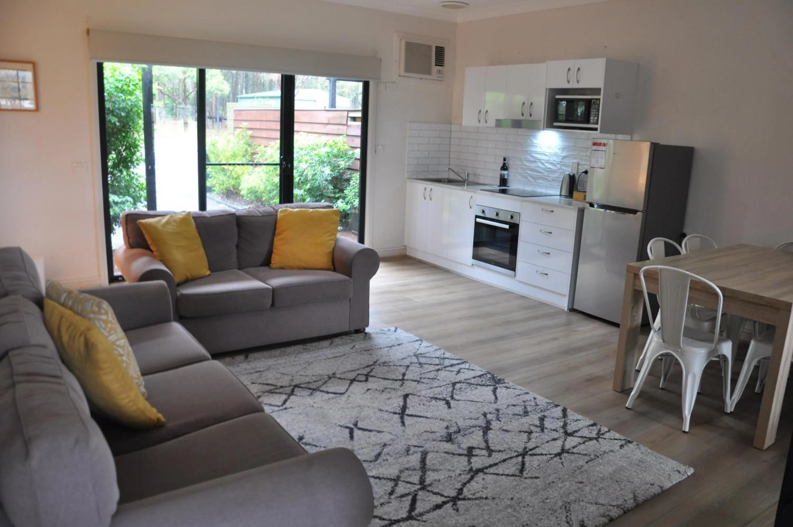 Kitchen or kitchenette in Pokolbin Village Estate