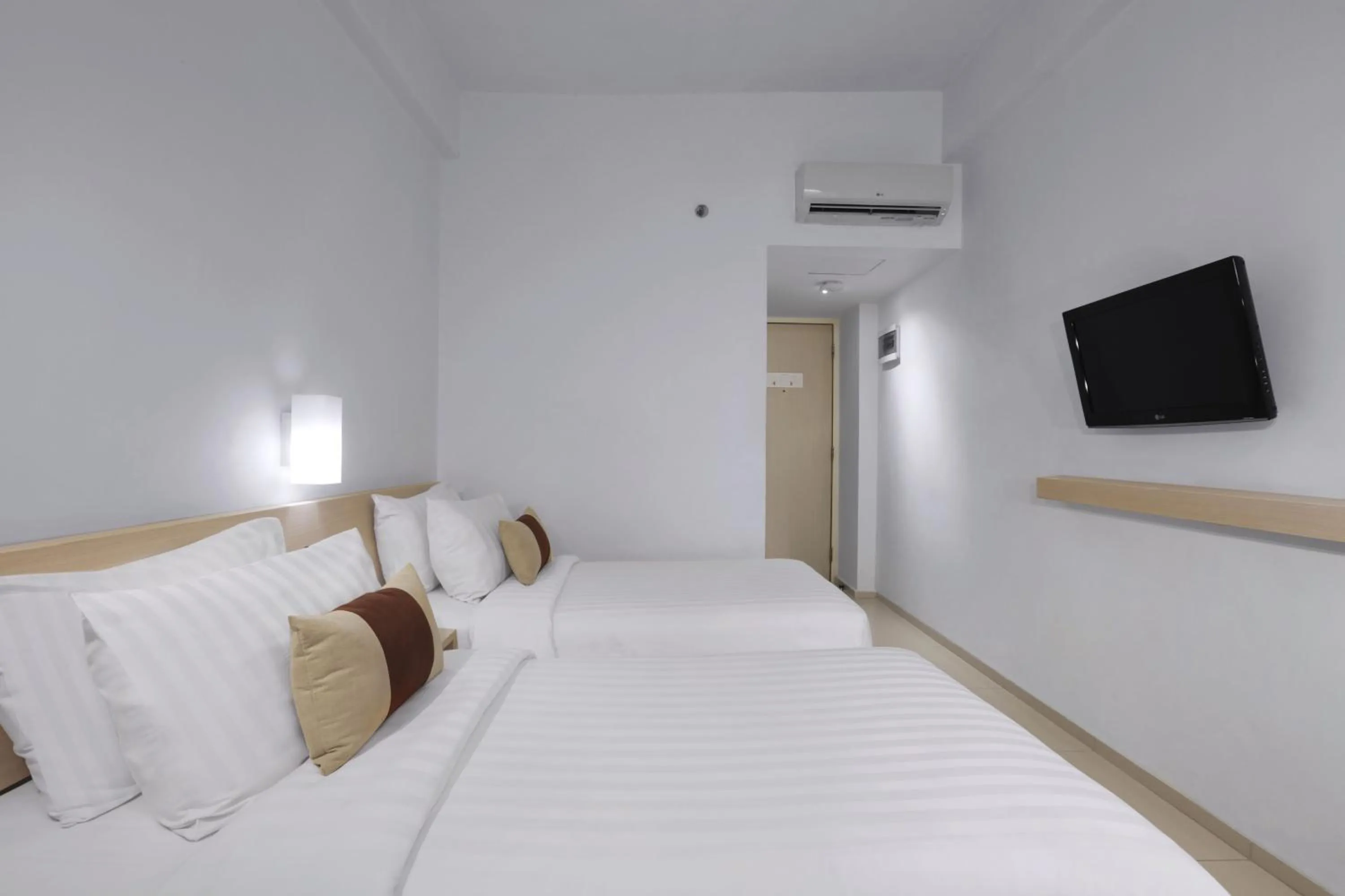 Bedroom, Bed in Algoritma Hotel