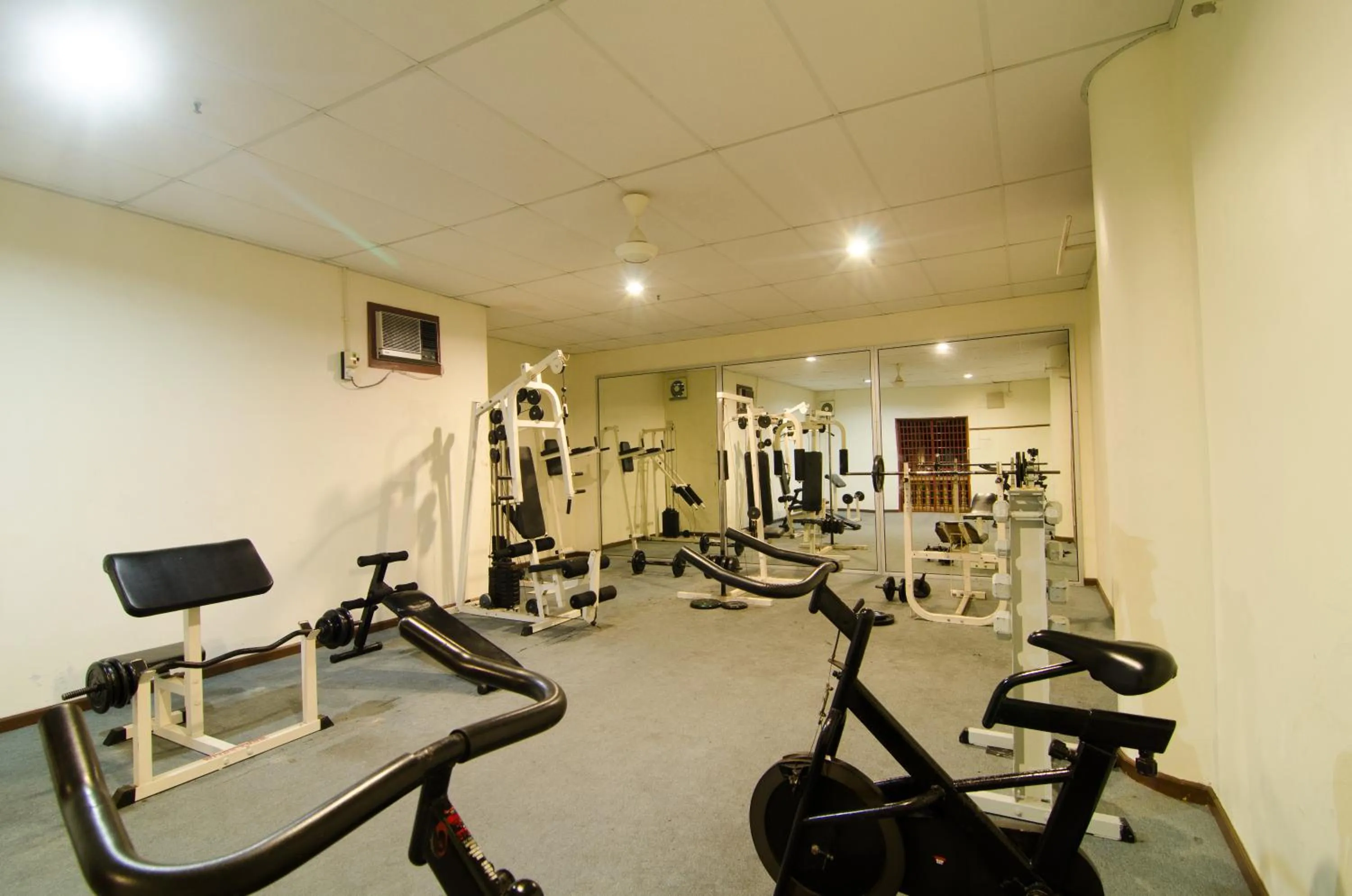Fitness centre/facilities in Coral Bay Resort