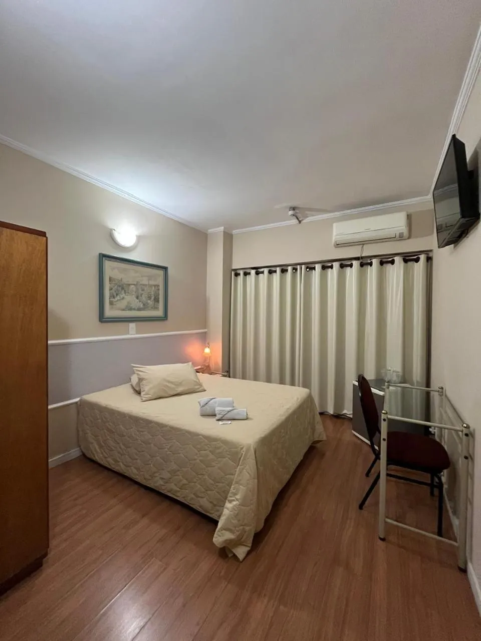 Breakfast, Bed in Skalla Hotel Nova Odessa