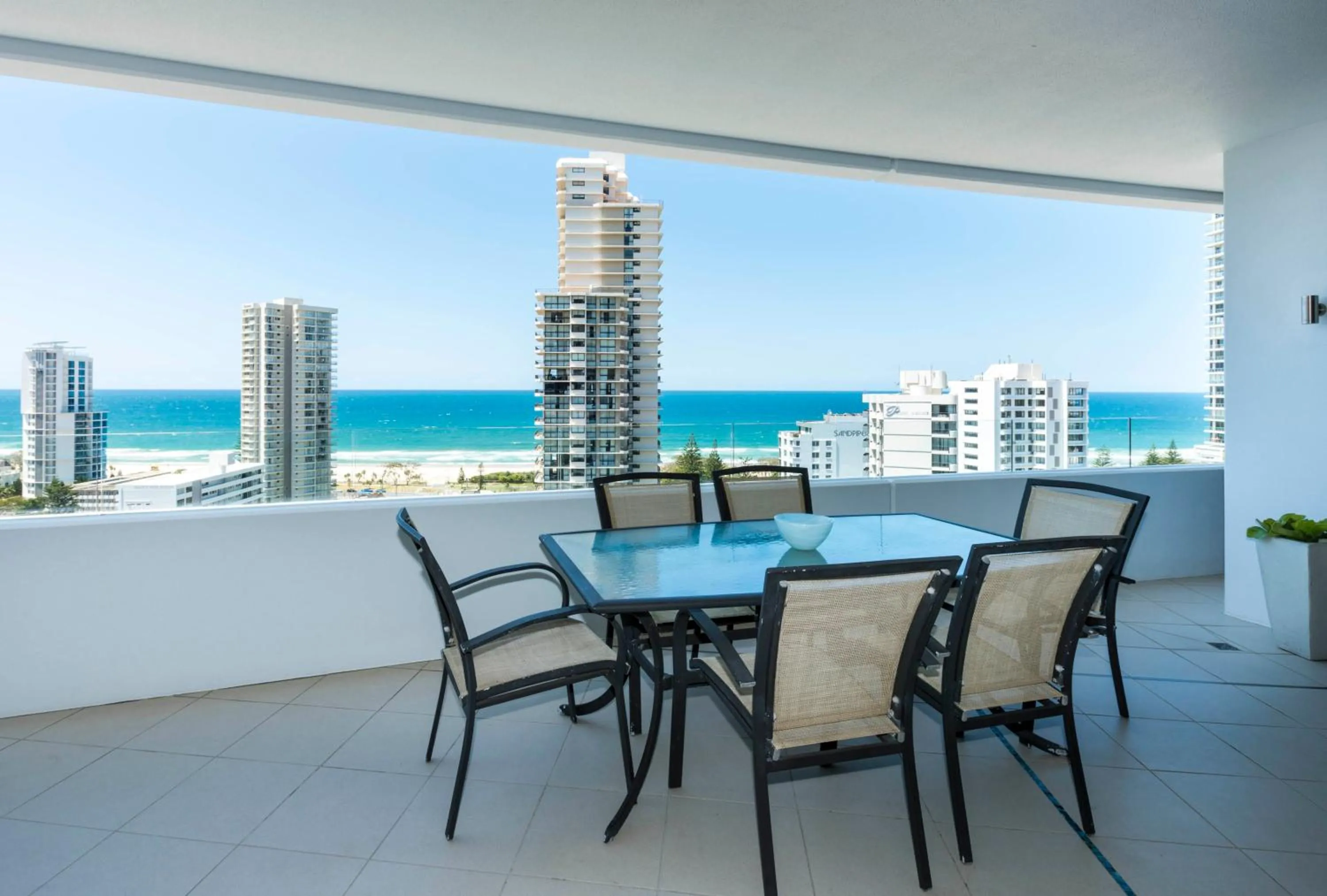 Day in Aria Apartments