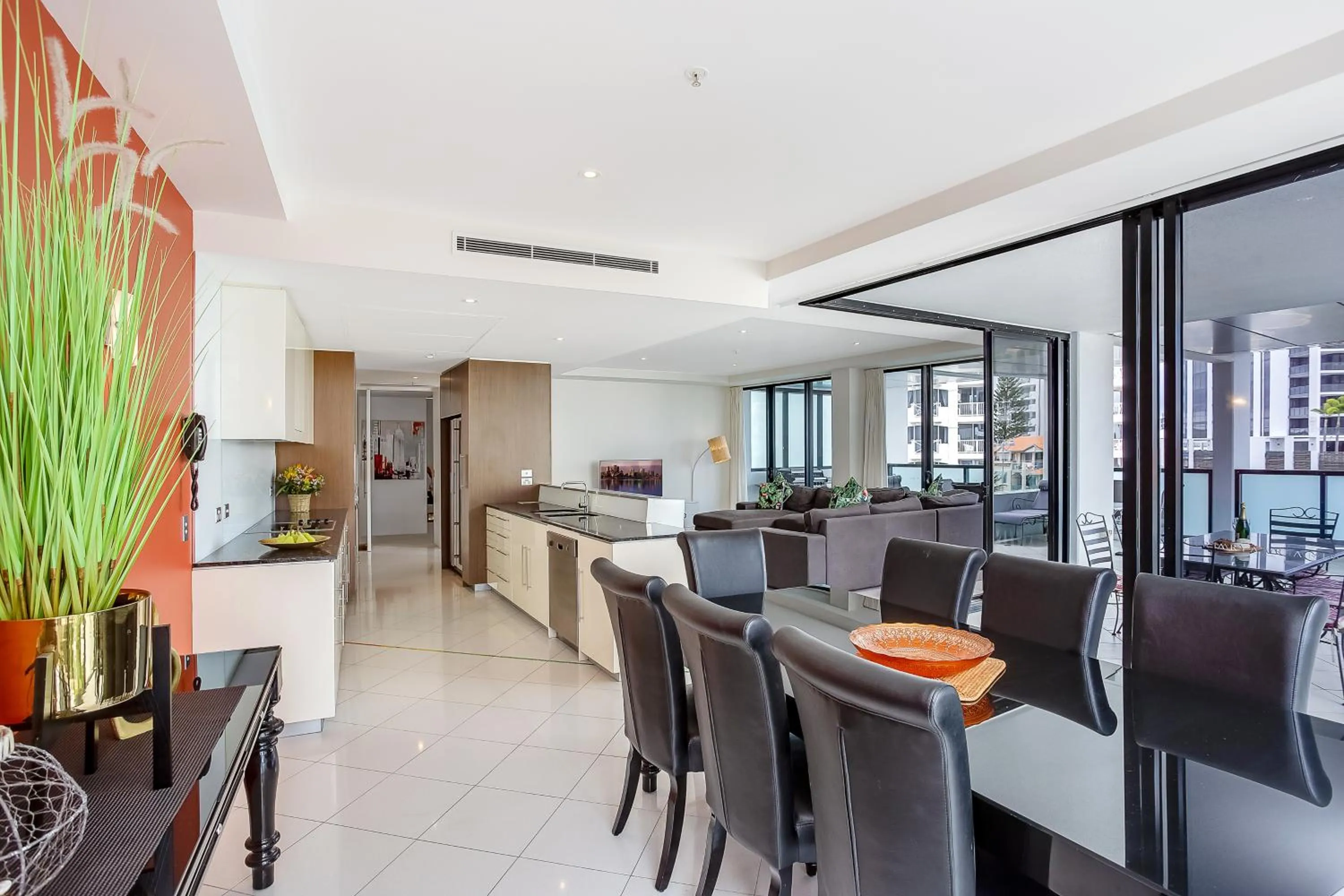 TV and multimedia in Aria Apartments