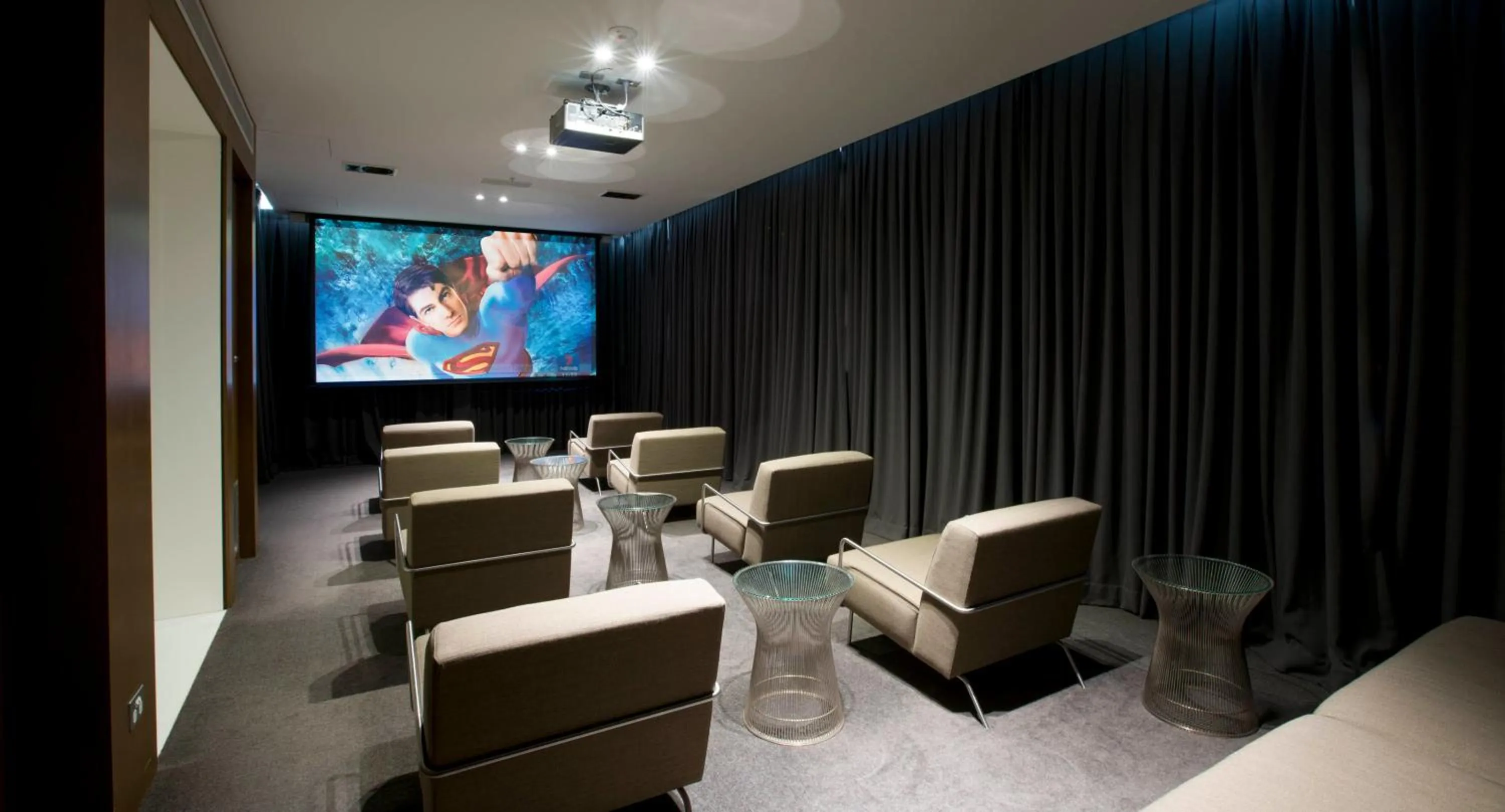 Communal lounge/ TV room in Aria Apartments