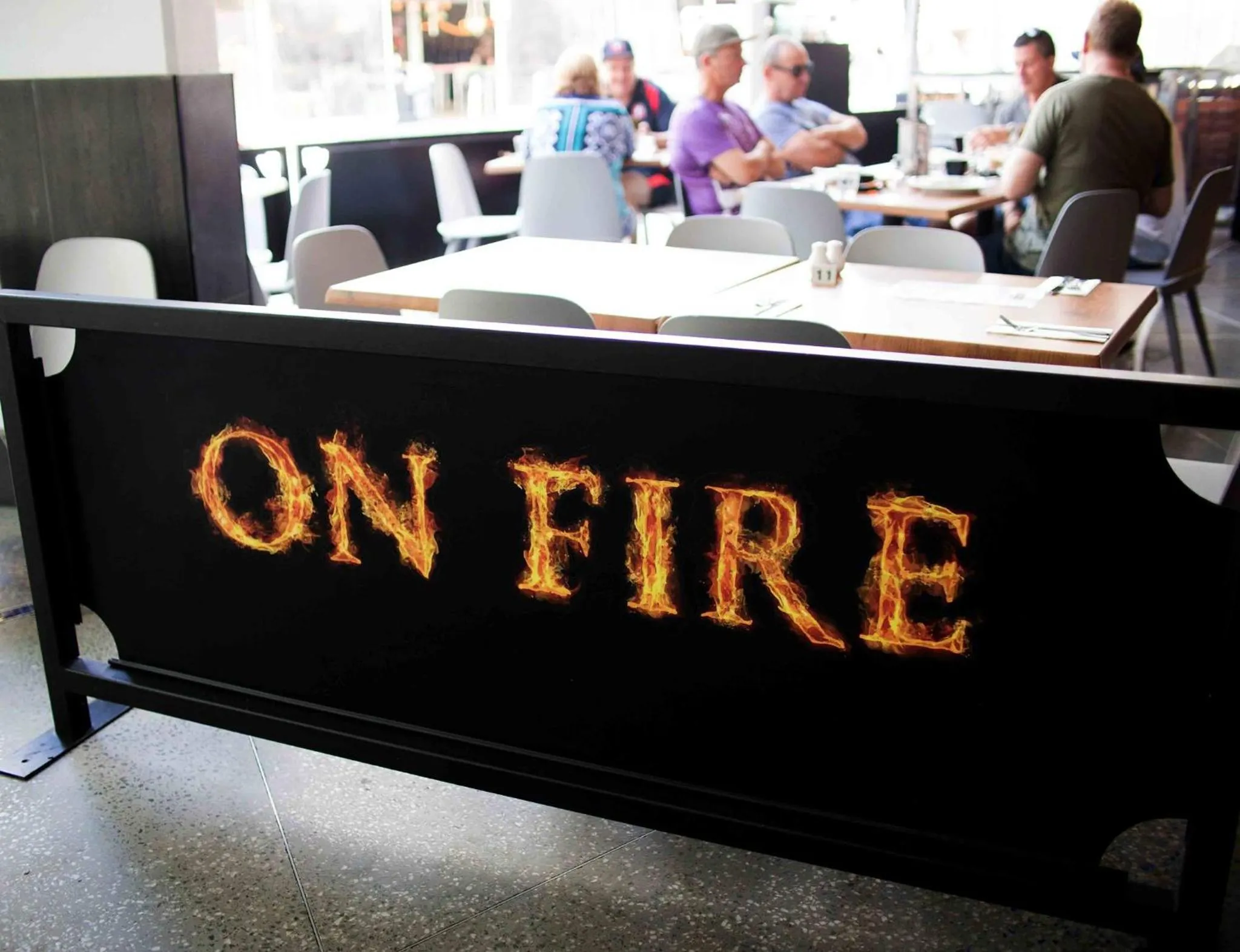 Restaurant/places to eat in Aria Apartments