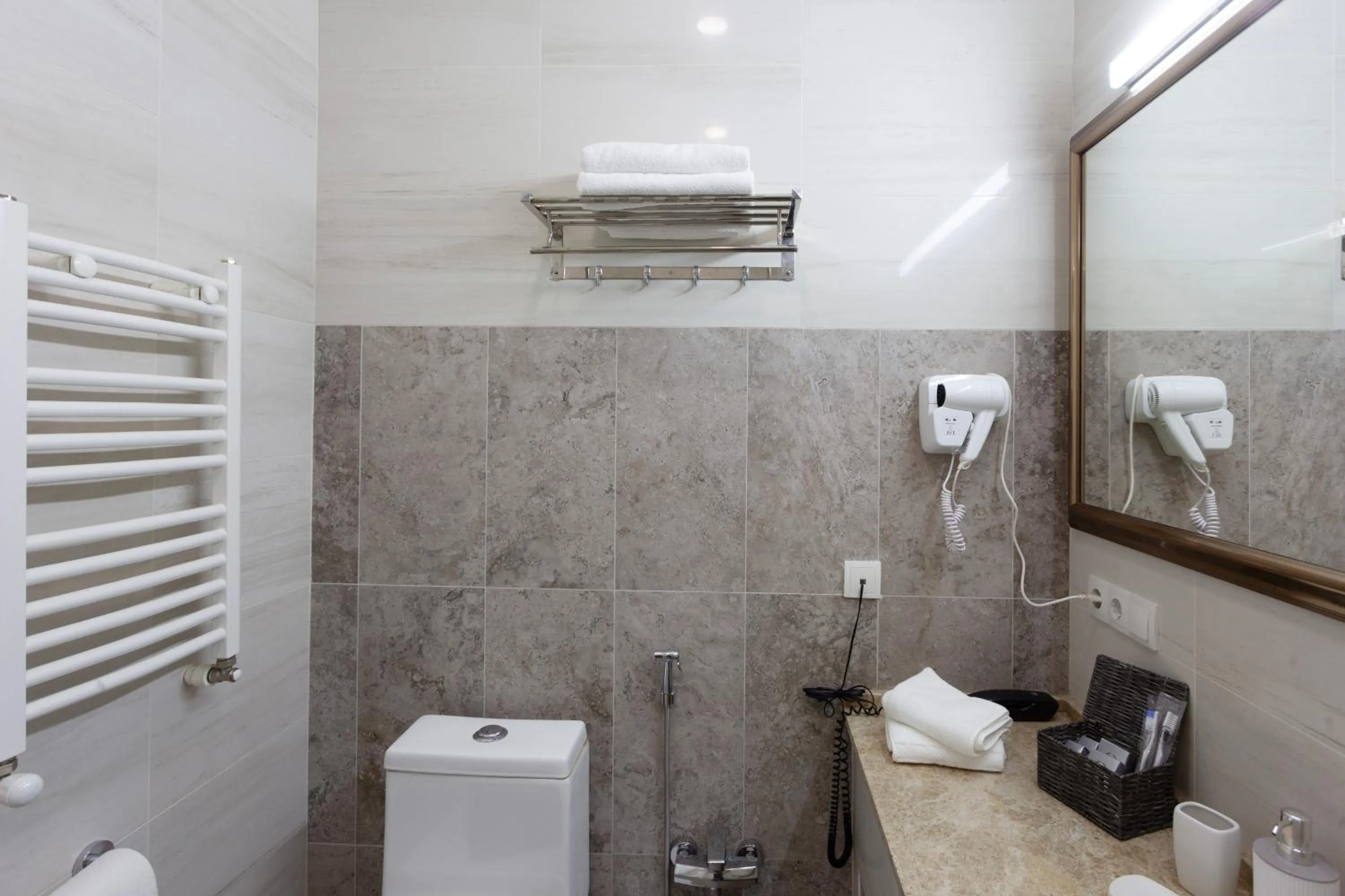 Bathroom in Alliance Hotel