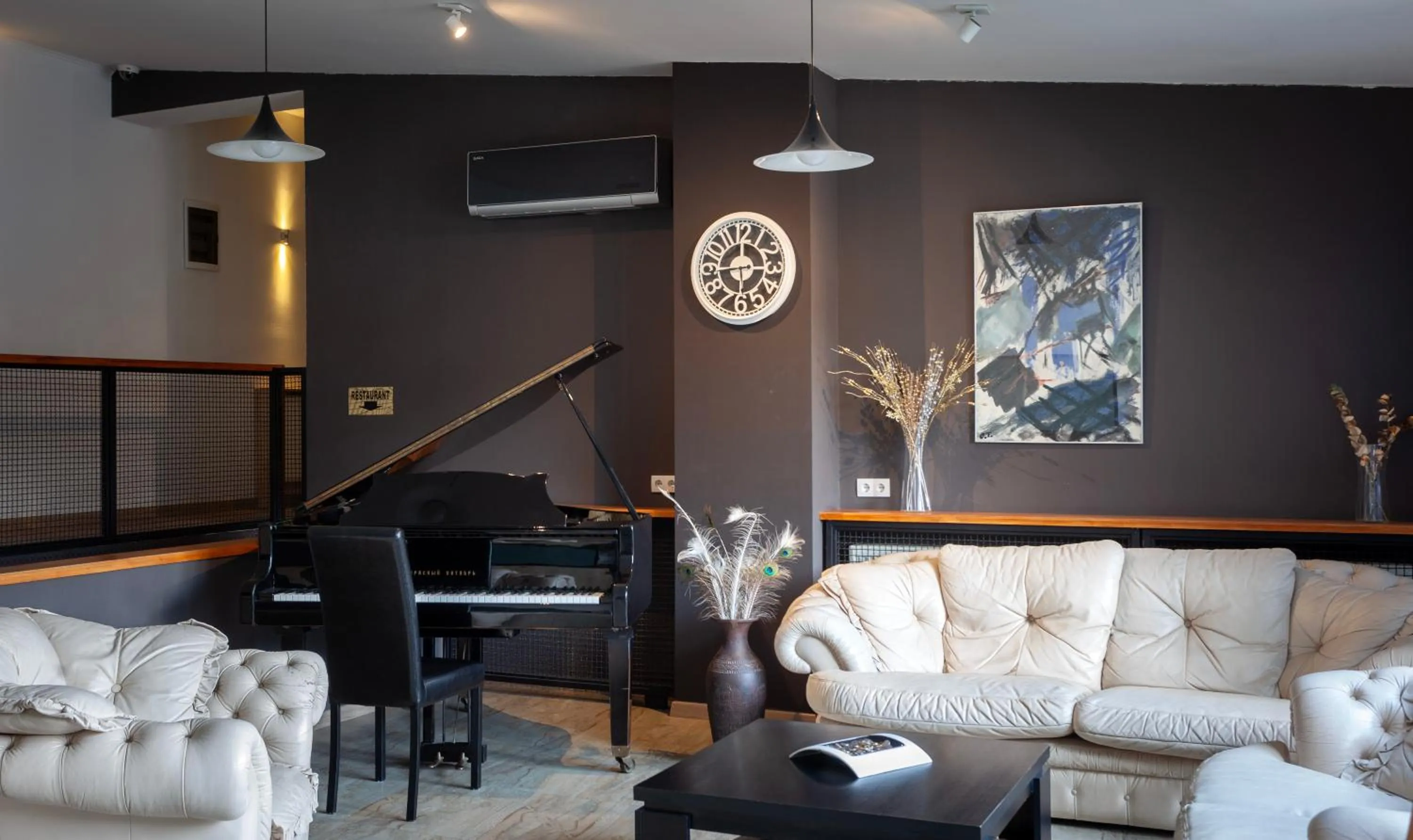 Lobby or reception in Alliance Hotel