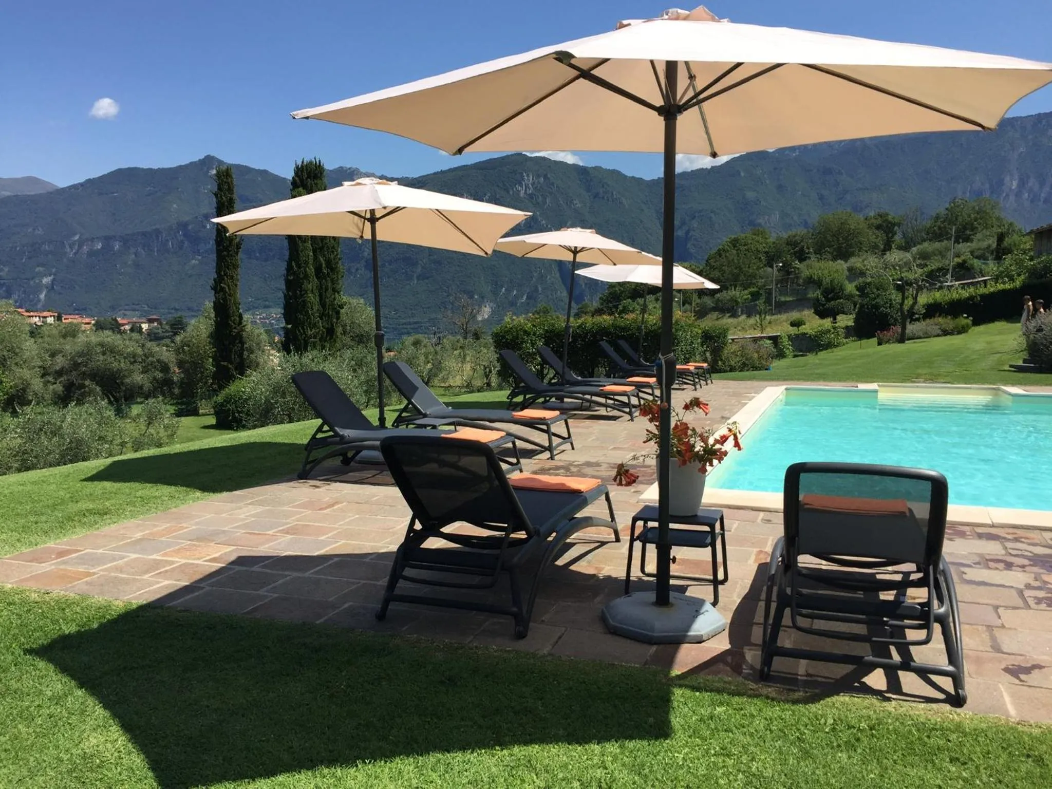 Summer in Il Poggio Di Bellagio