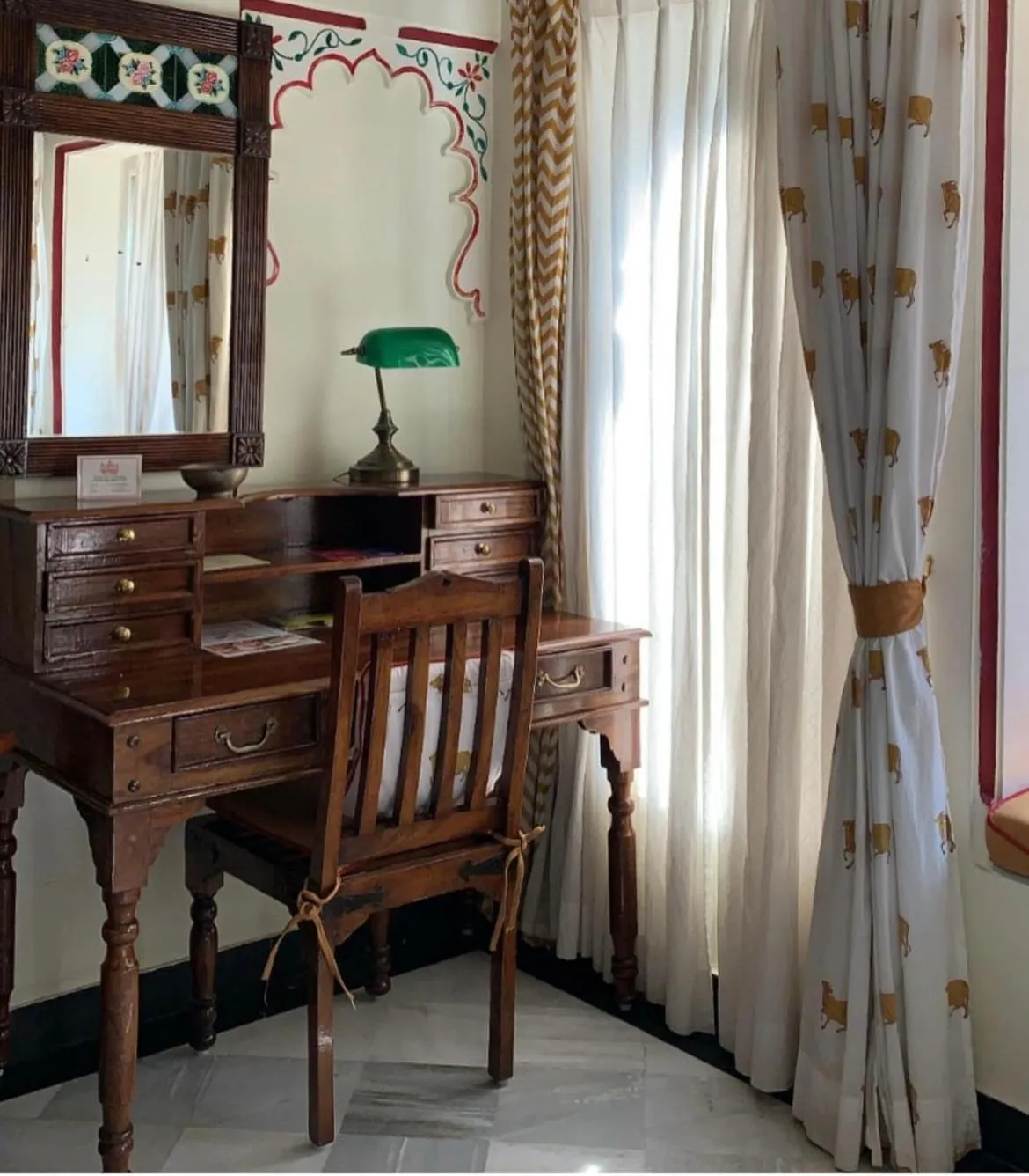 Seating area in Hotel Udai Kothi