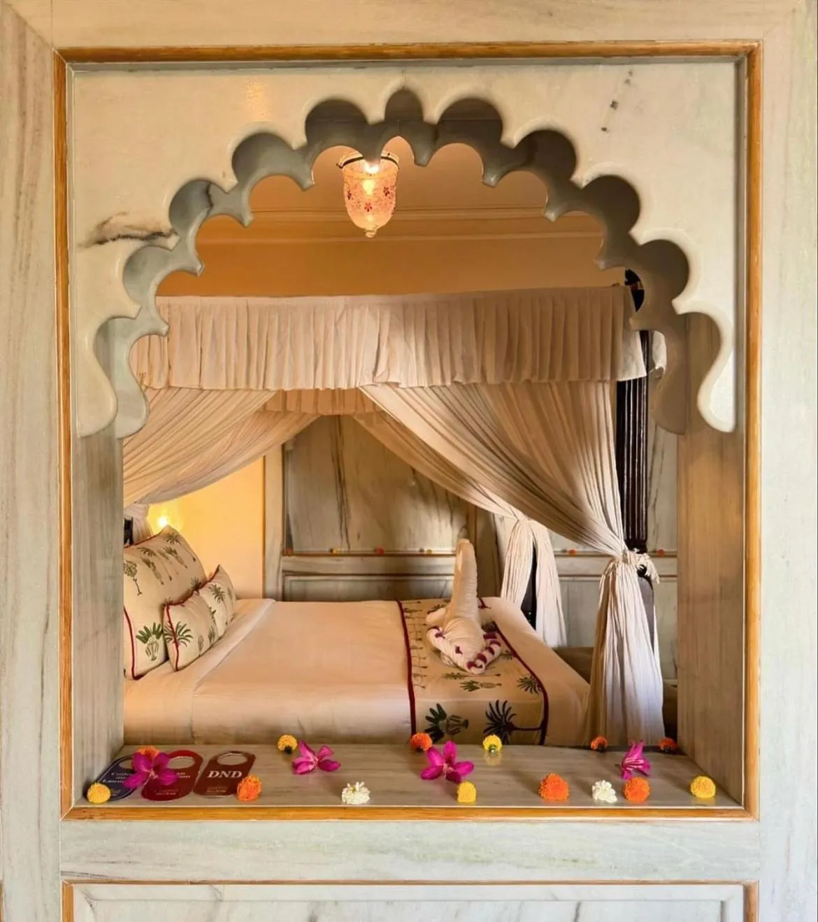 Bed in Hotel Udai Kothi