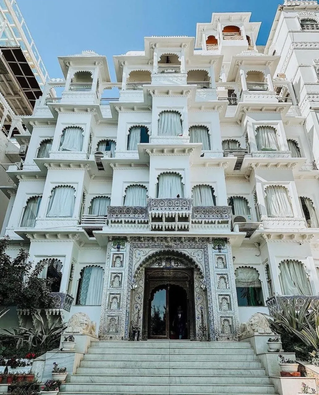 Facade/entrance in Hotel Udai Kothi