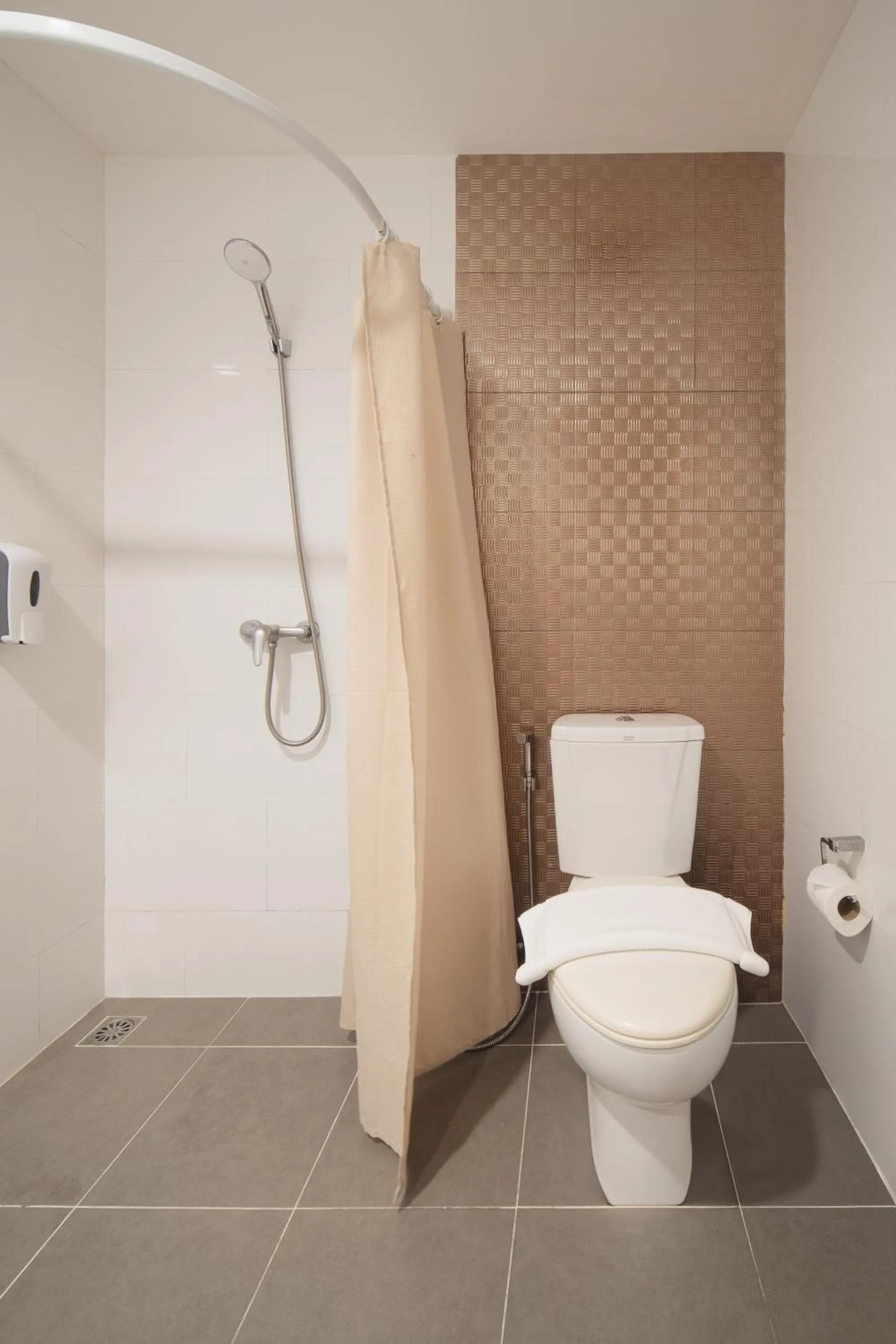 Bathroom in Grand Alpine Hotel