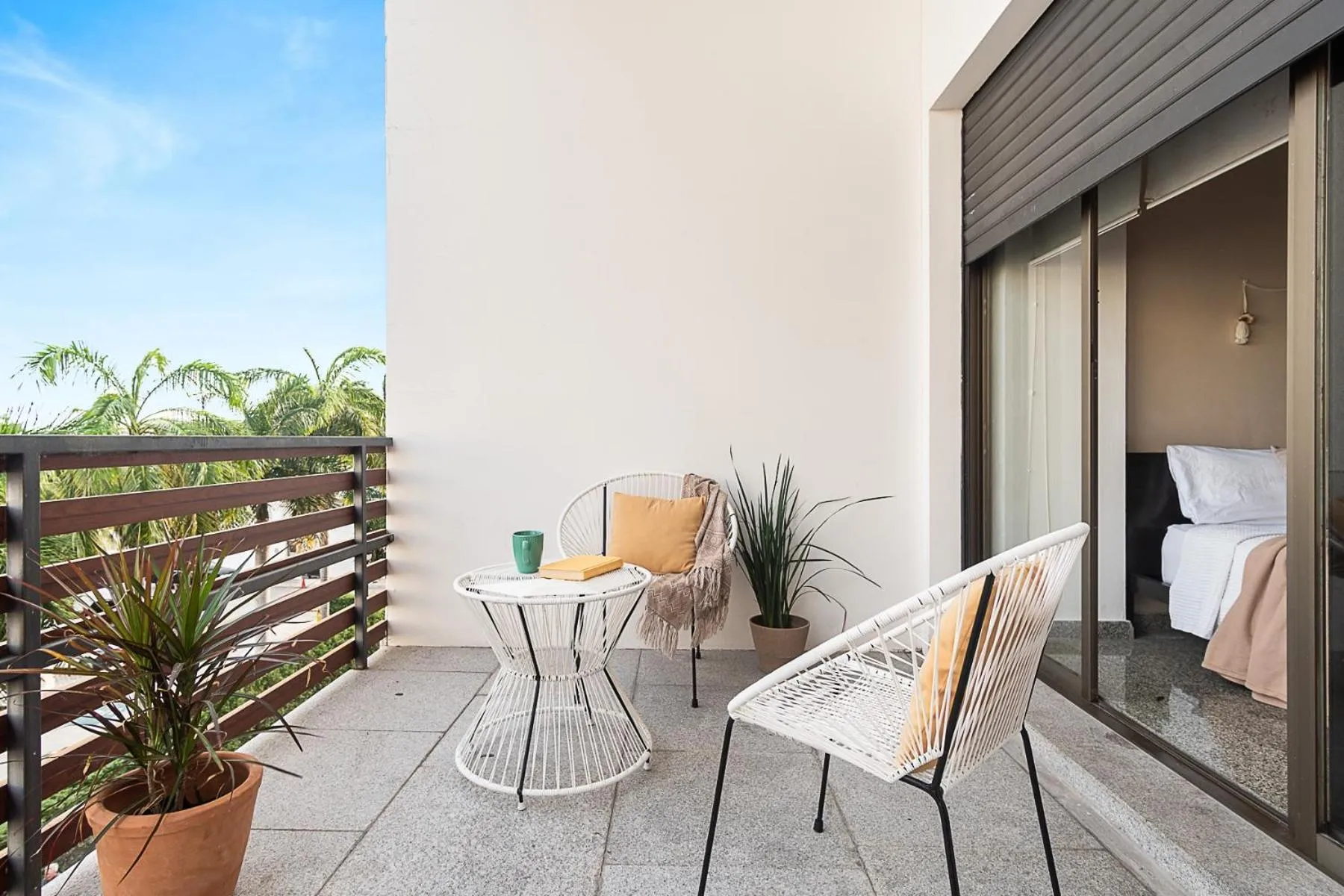 Balcony/Terrace in Infinito by Zamá Homes