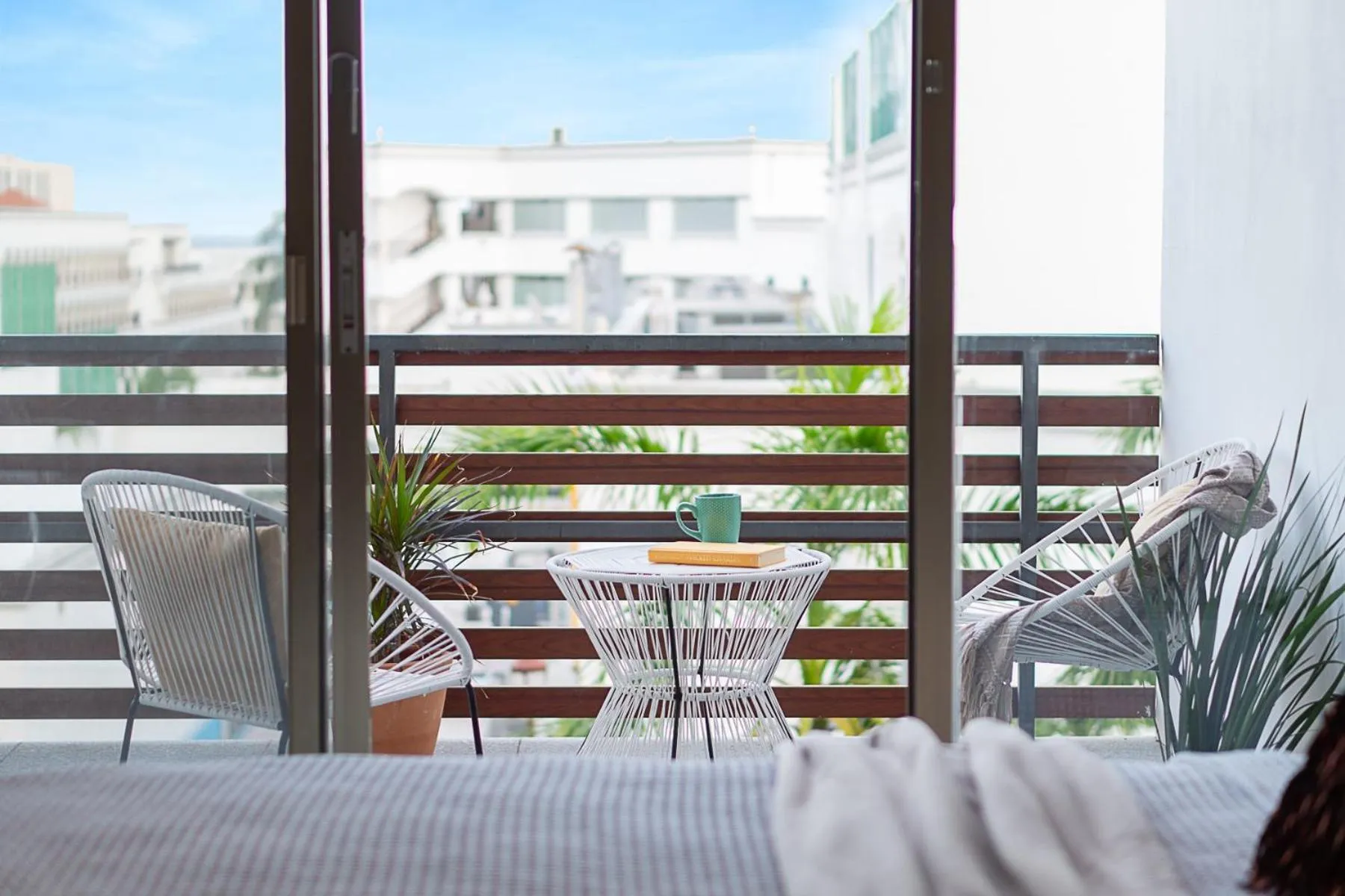 Balcony/Terrace in Infinito by Zamá Homes