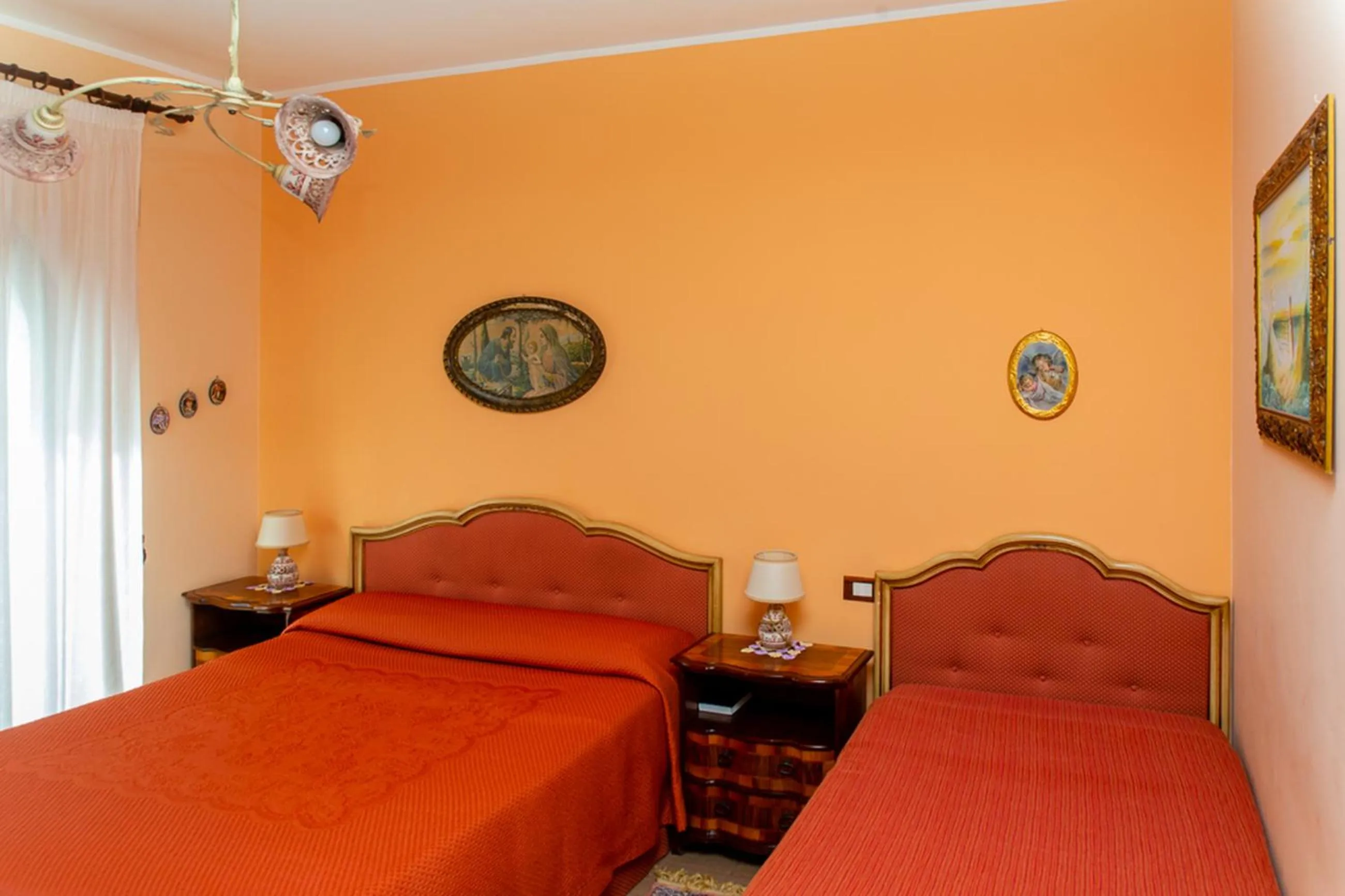 Photo of the whole room, Bed in B&B Villa Liliya