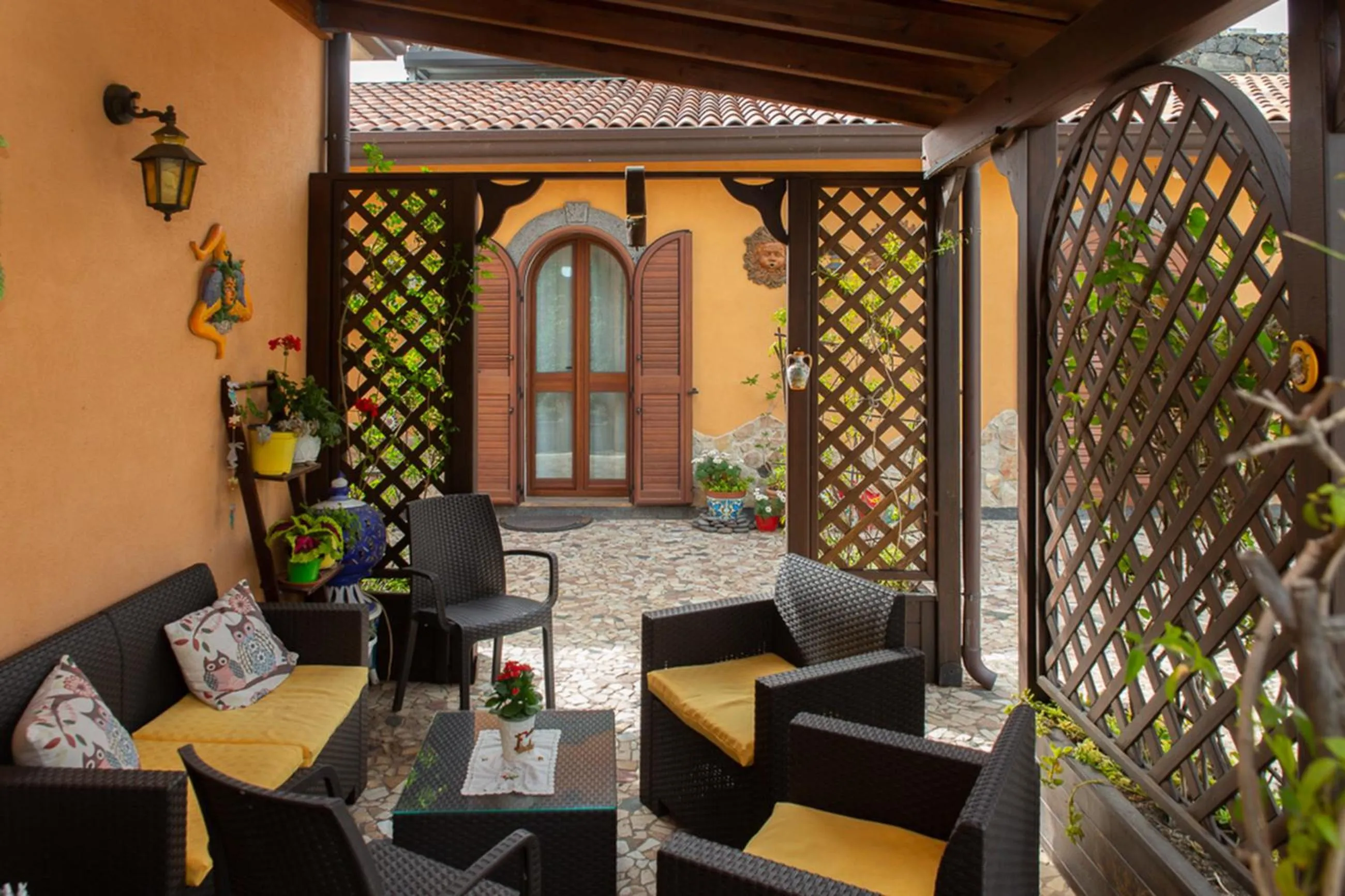 Garden view in B&B Villa Liliya