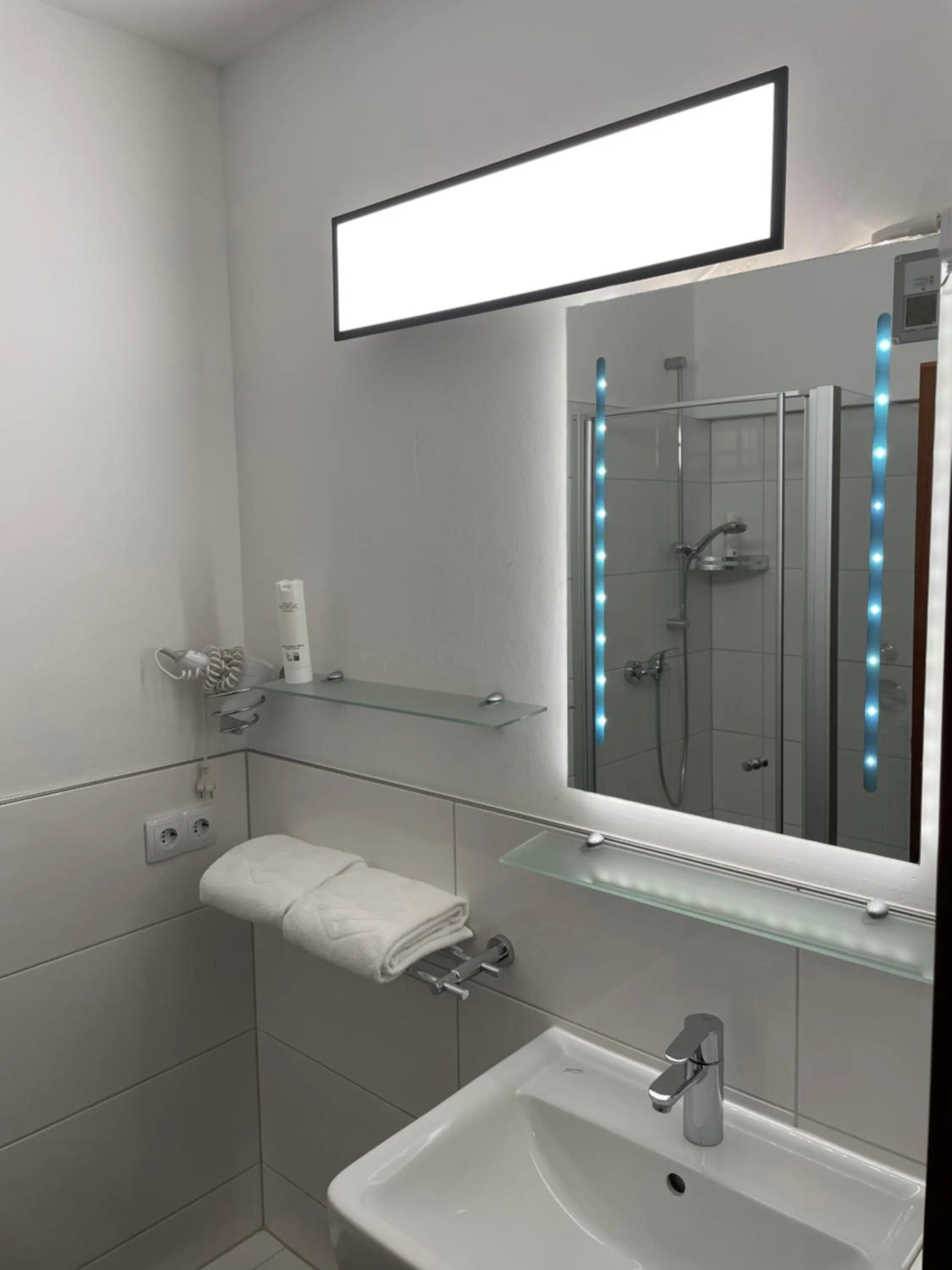 Bathroom in Hotel Royal