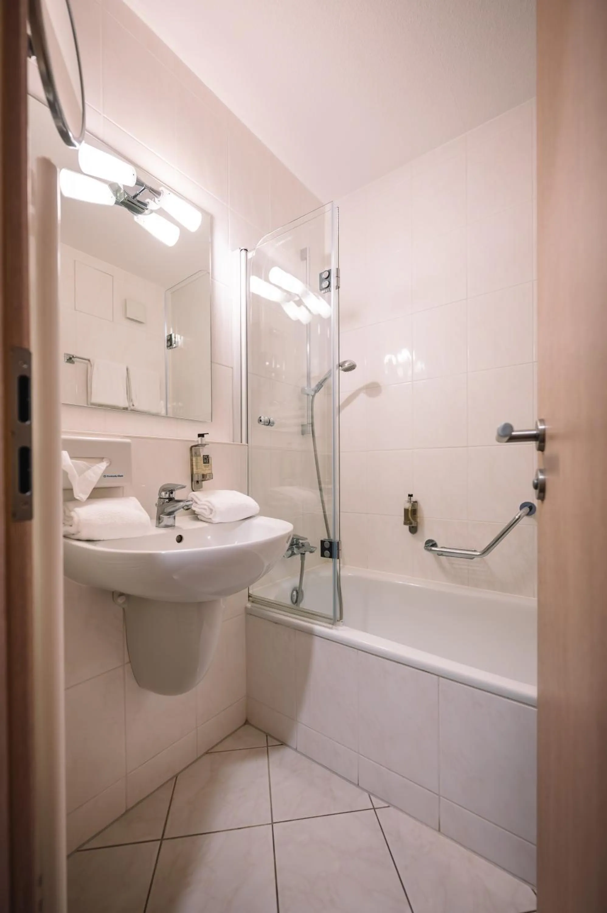 Bathroom in Hotel Royal