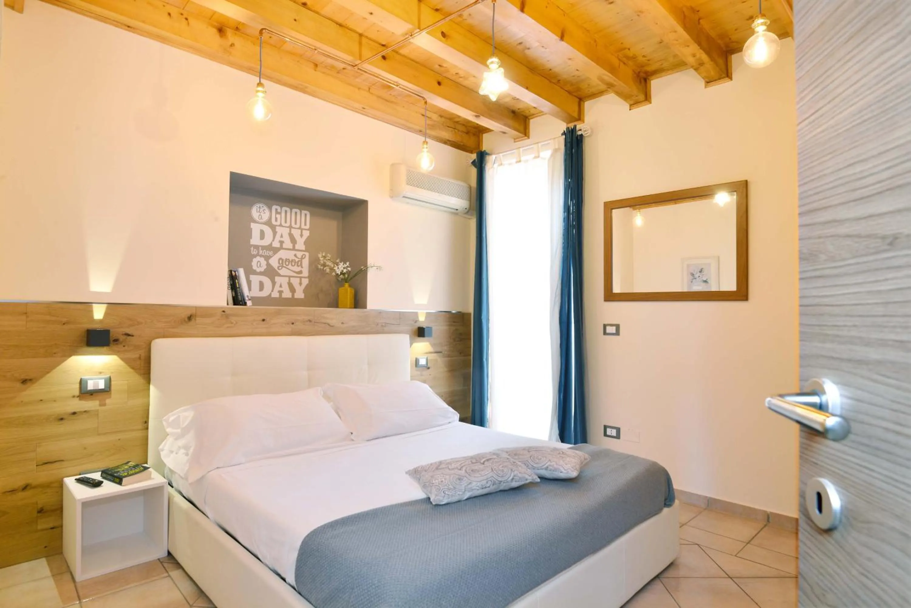 Bedroom, Bed in Antiche Rive Holidays Apartments