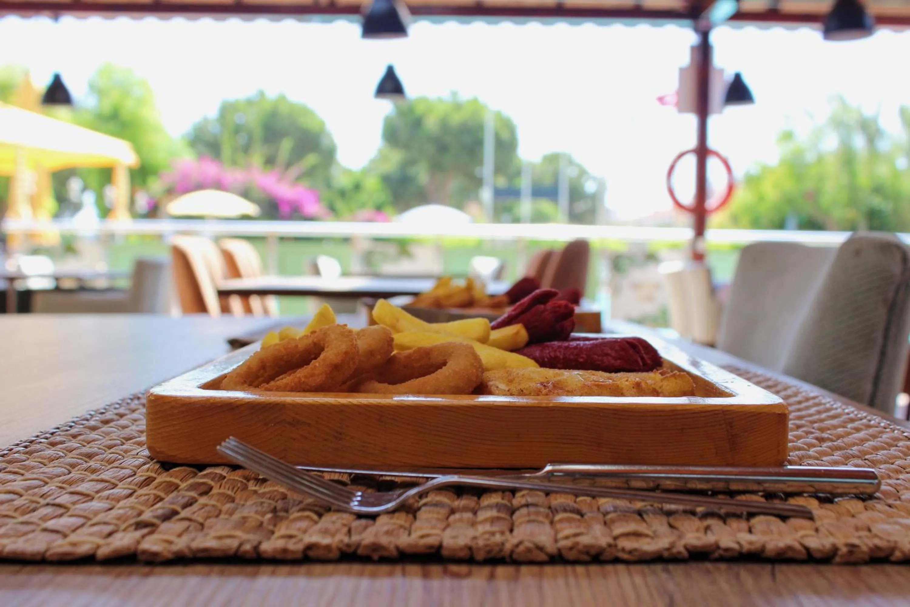 Restaurant/places to eat in Panormos Hotel