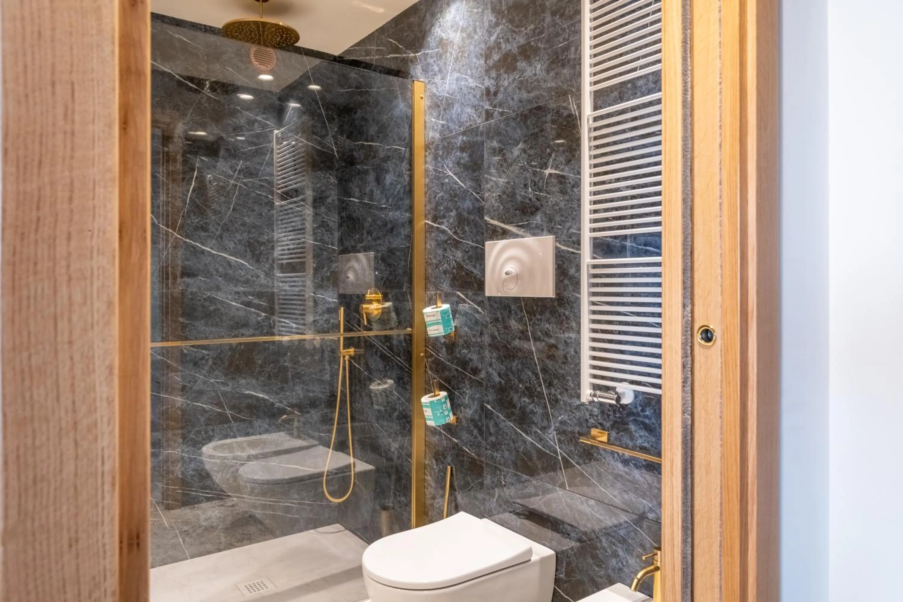 Bathroom in 501 Hotel