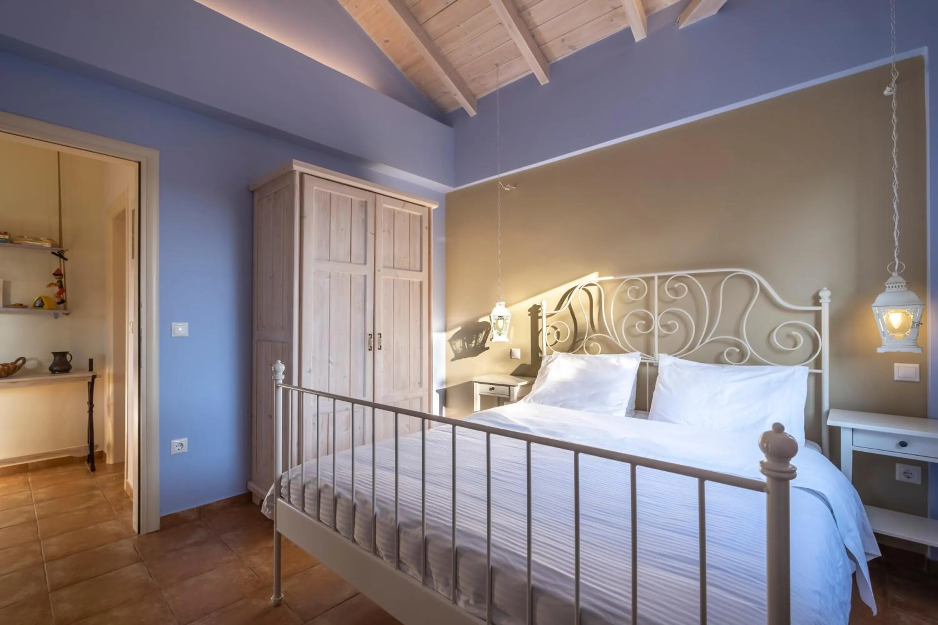 Bedroom, Bed in Chamaloni Cottages