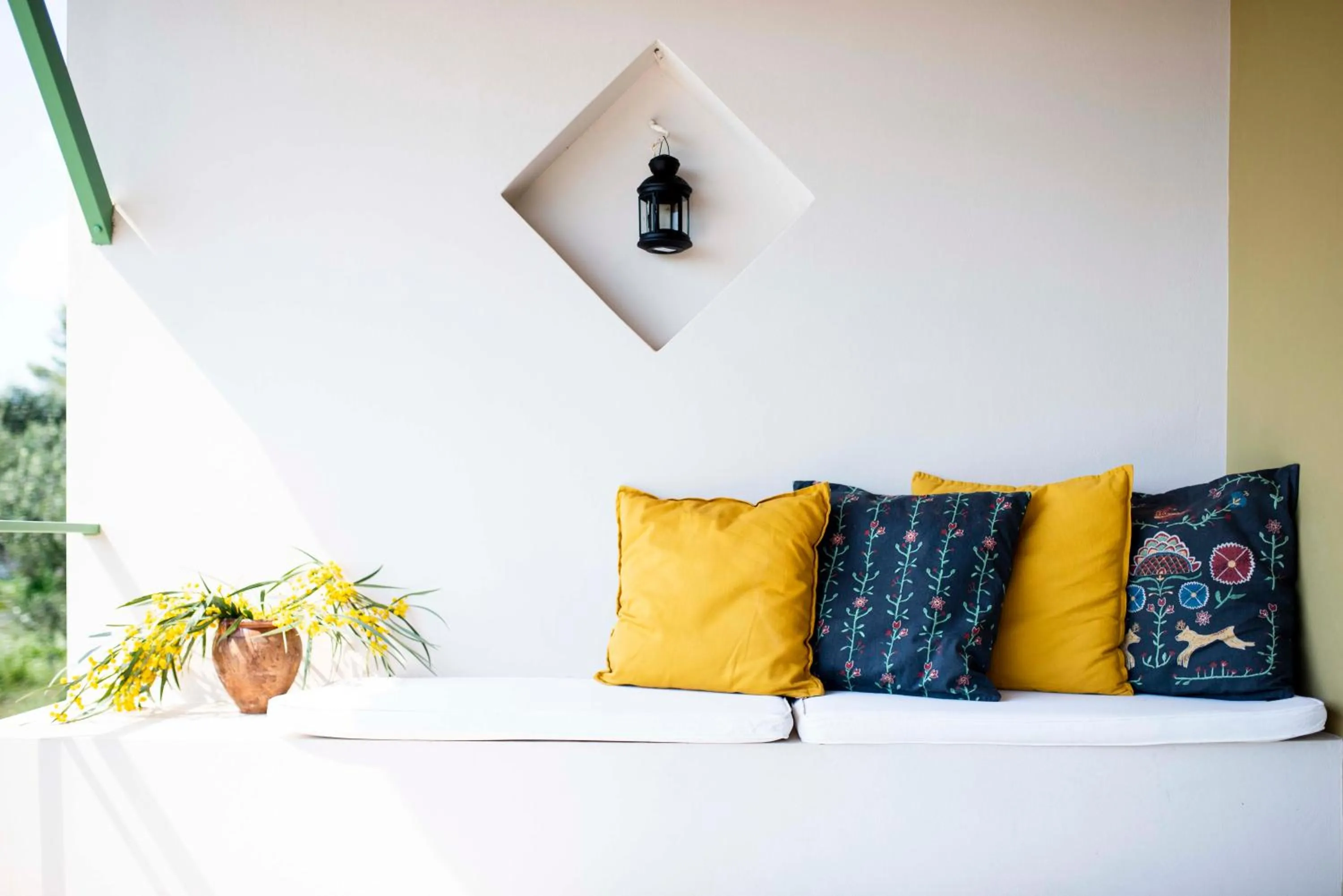 Balcony/Terrace in Chamaloni Cottages