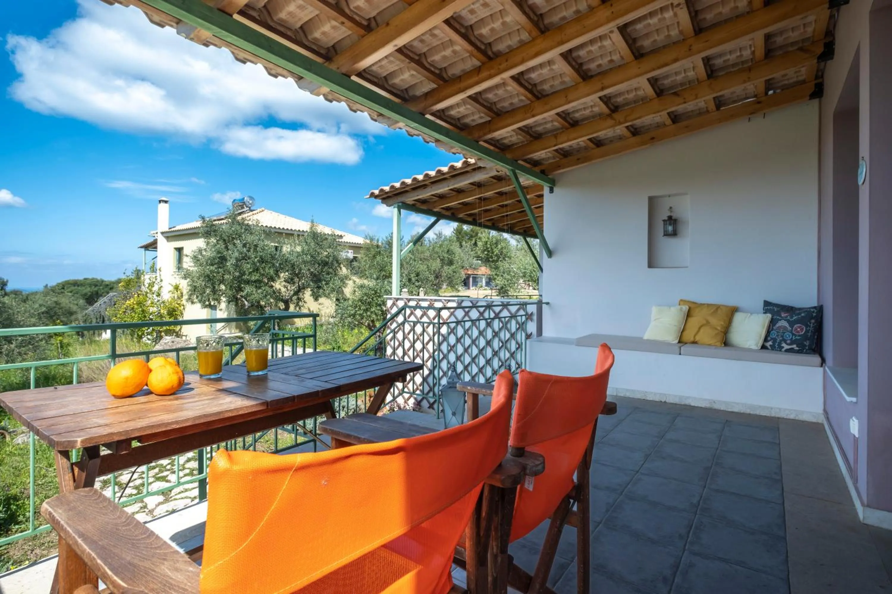 Balcony/Terrace in Chamaloni Cottages