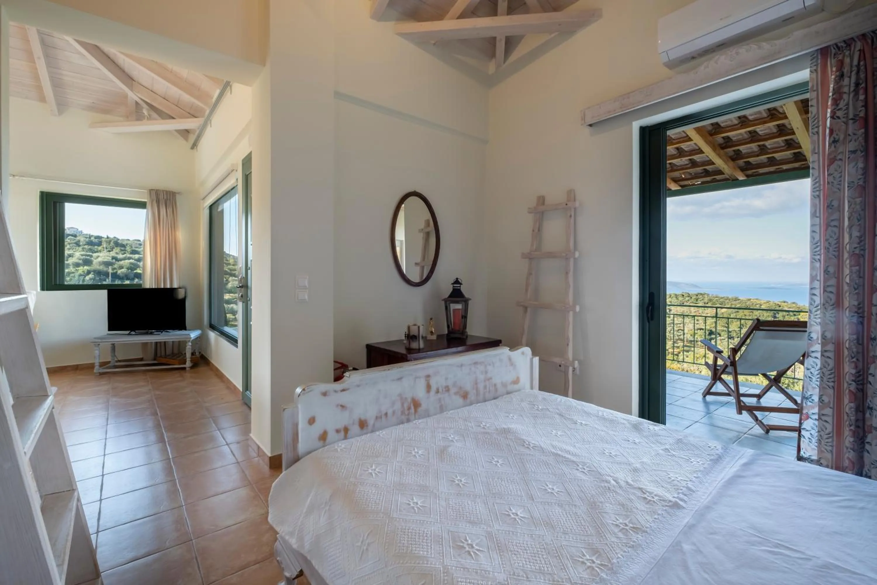Bedroom, Bed in Chamaloni Cottages