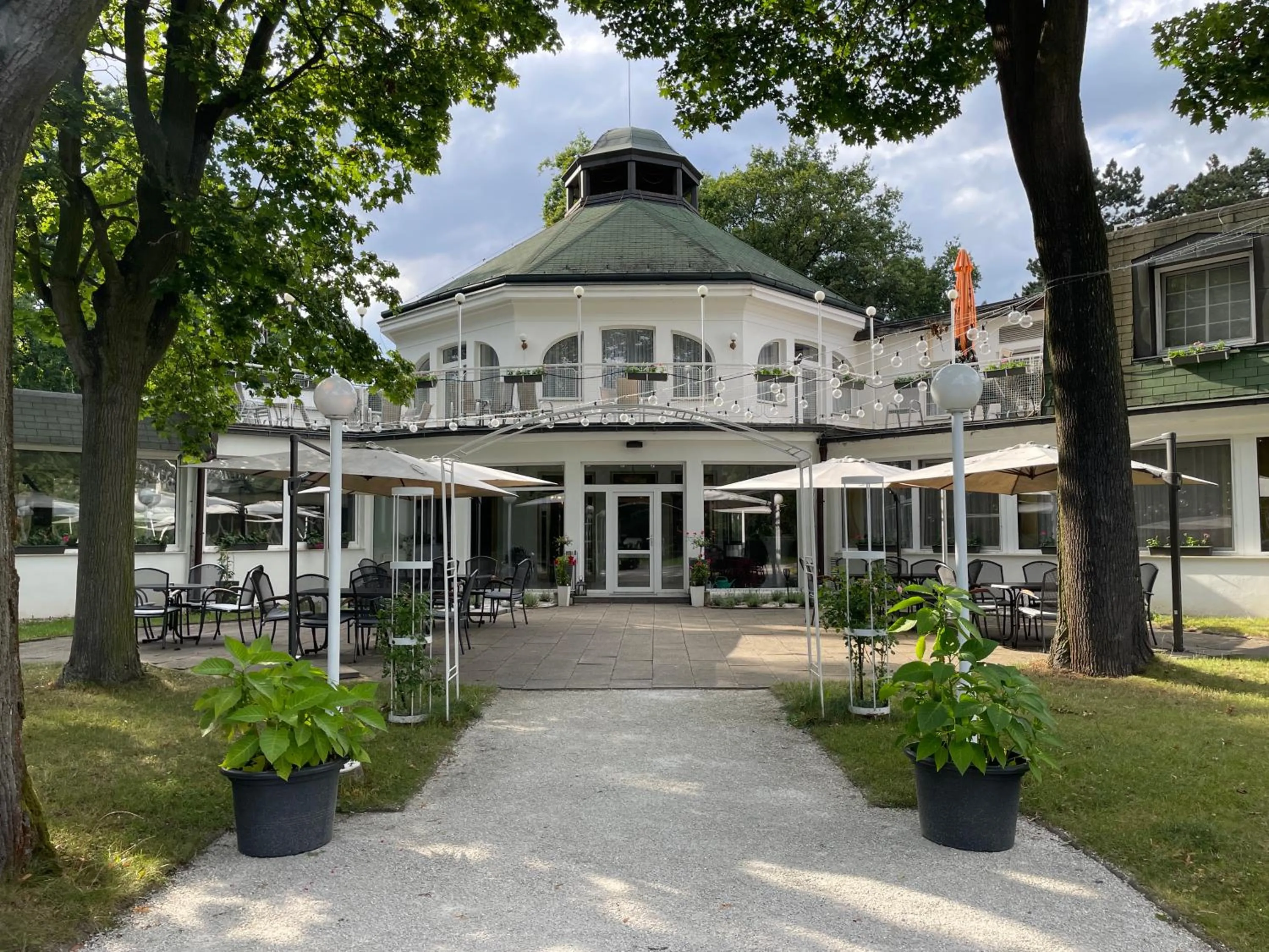 Garden in Hotel Ostrov