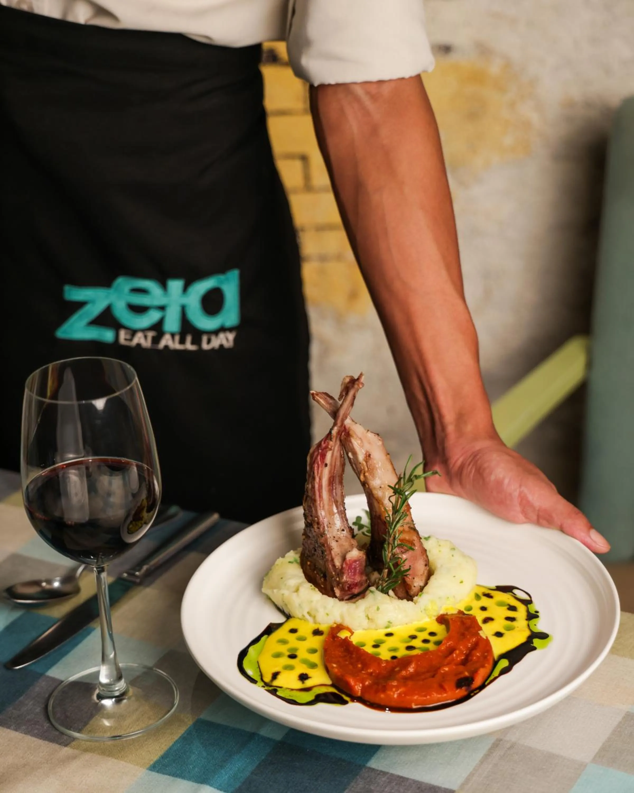 Restaurant/places to eat in Hyatt Regency Pune Hotel & Residences