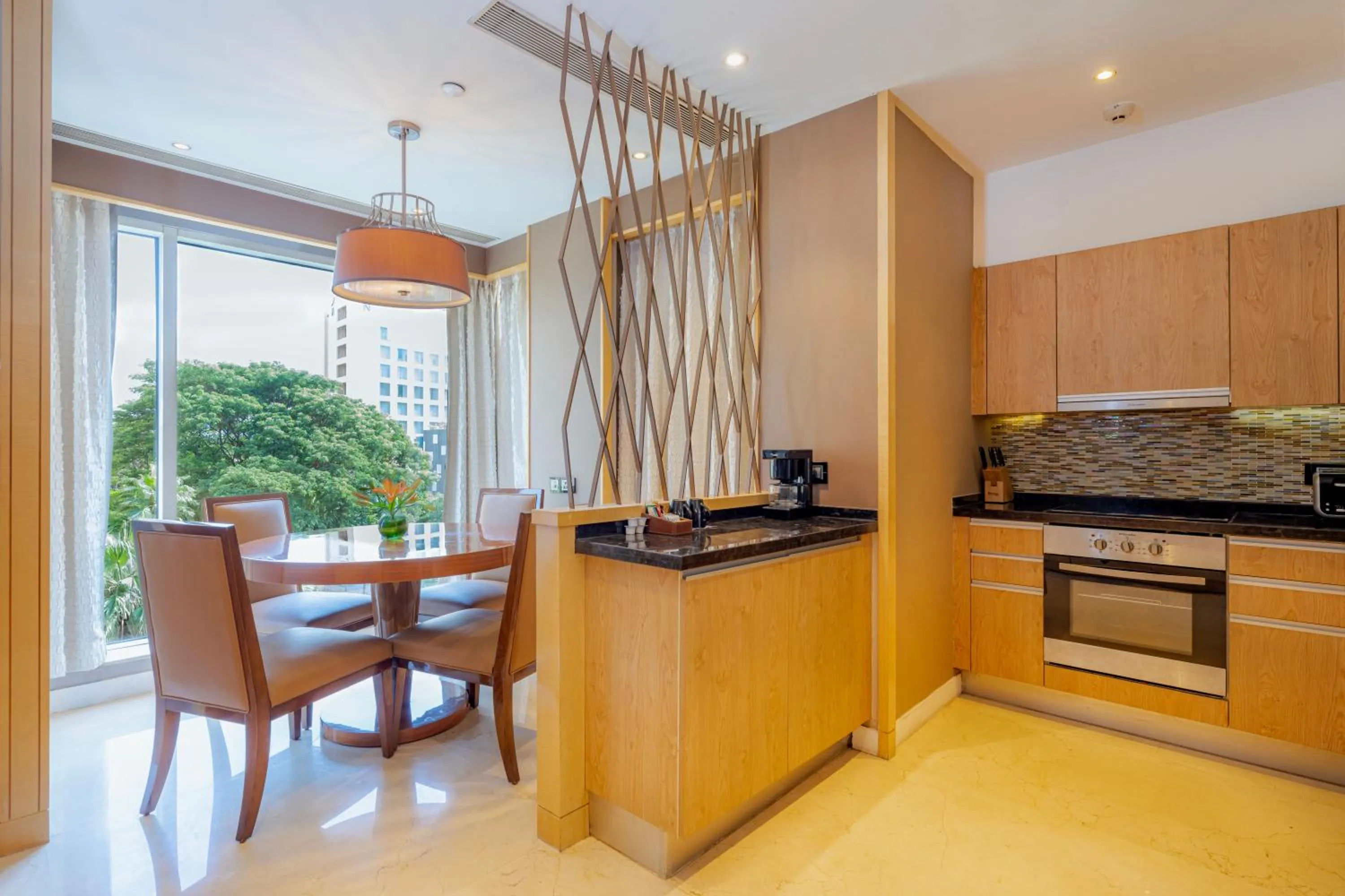 Dining area in Hyatt Regency Pune Hotel & Residences