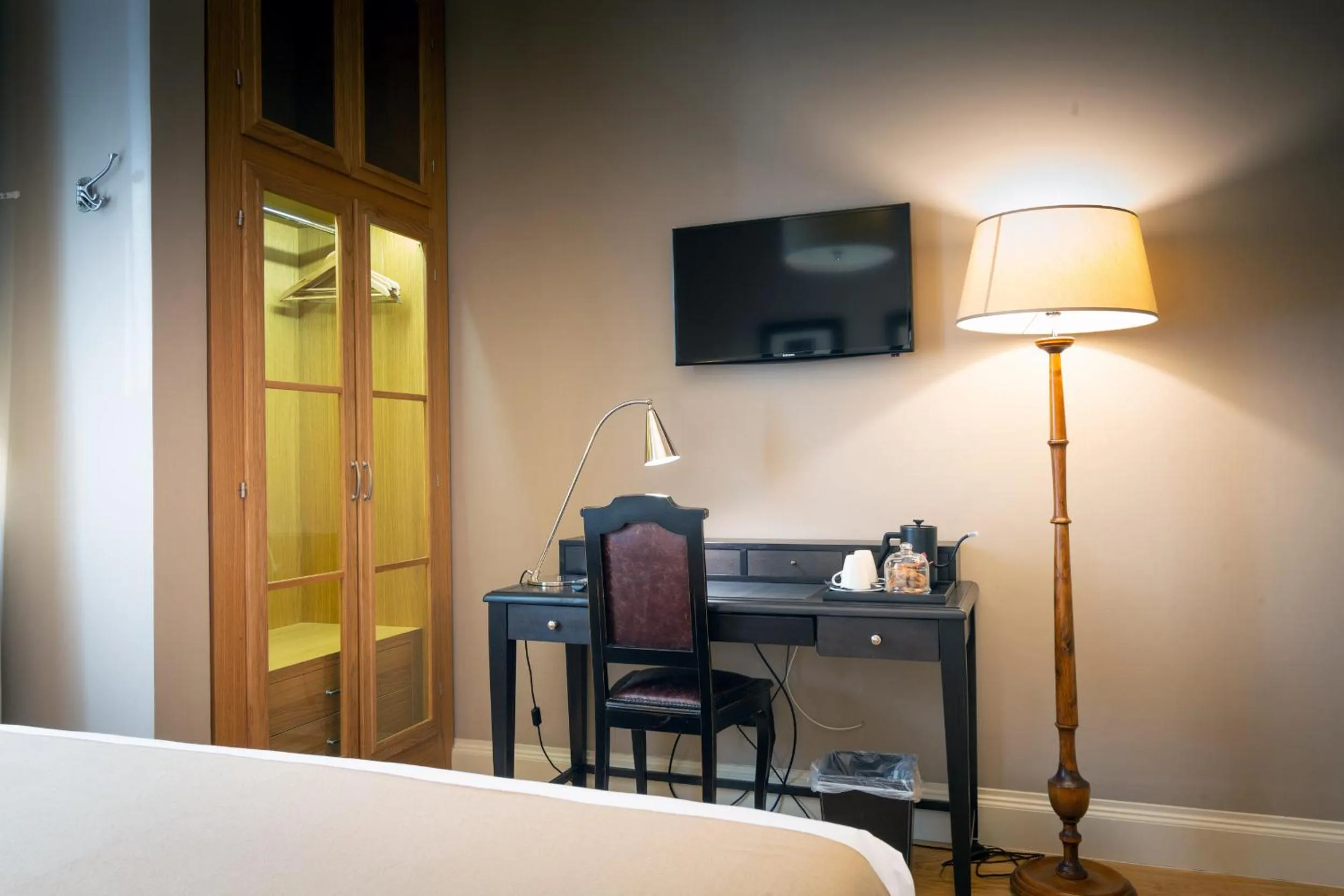 TV and multimedia, Bed in Villino Fiorentino