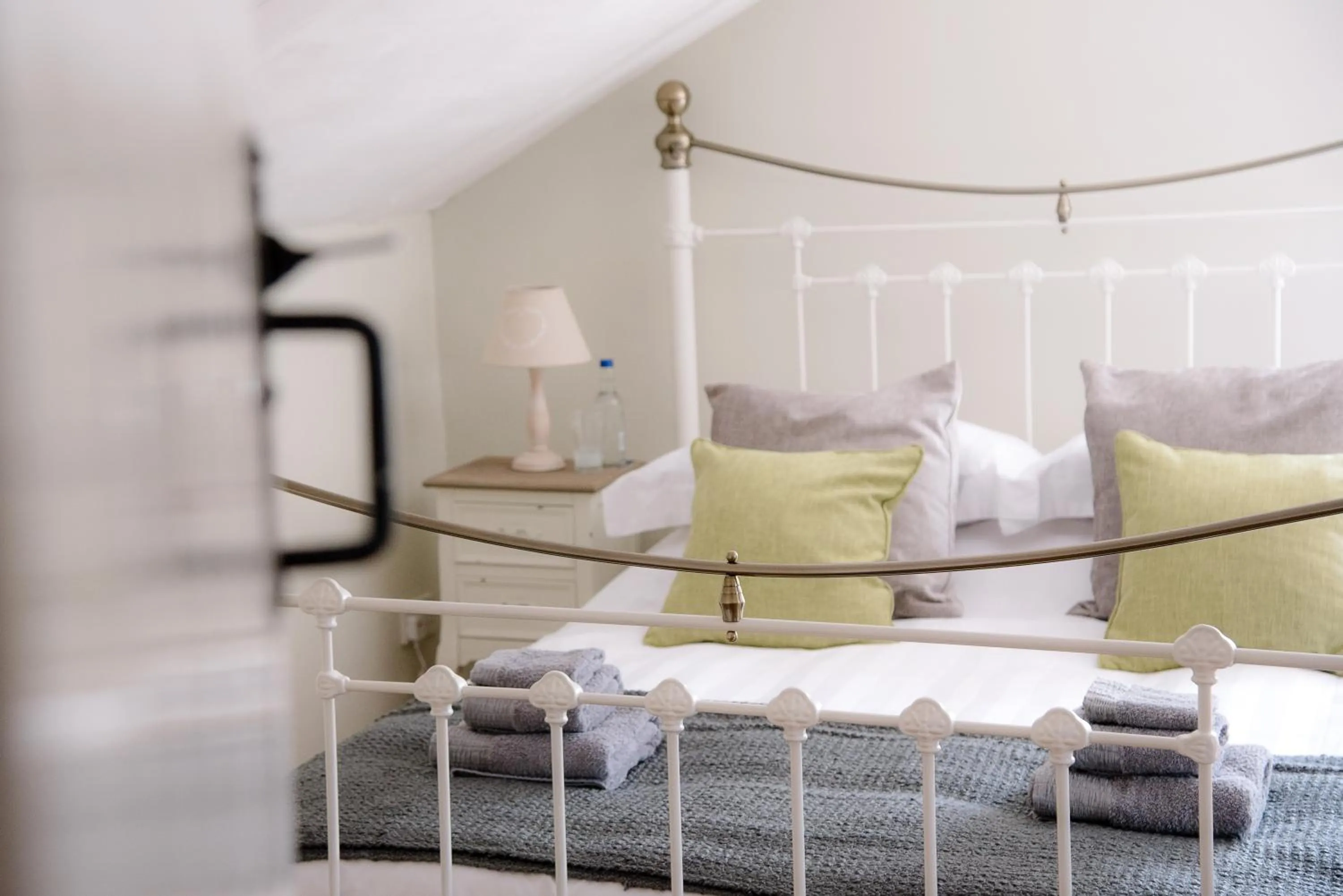 Bedroom, Bed in The Golden Key