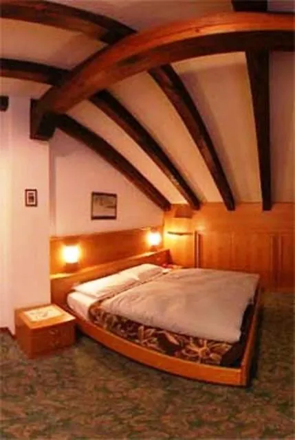 Bed in Hotel Presena