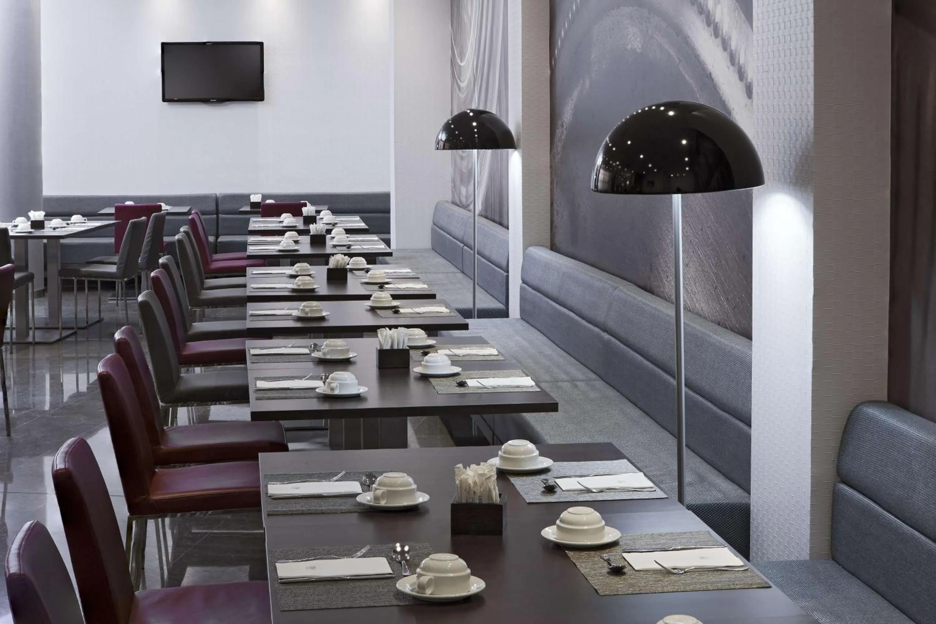 Restaurant/places to eat in NH Barcelona Diagonal Center