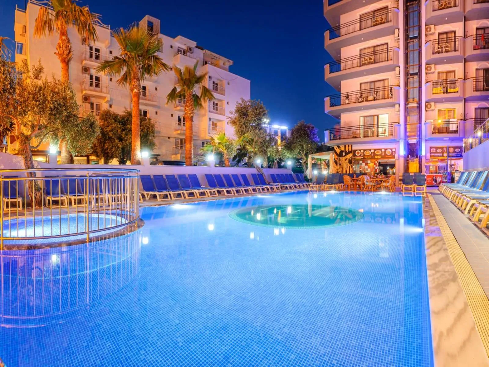 Property building in Mutlu Hotel