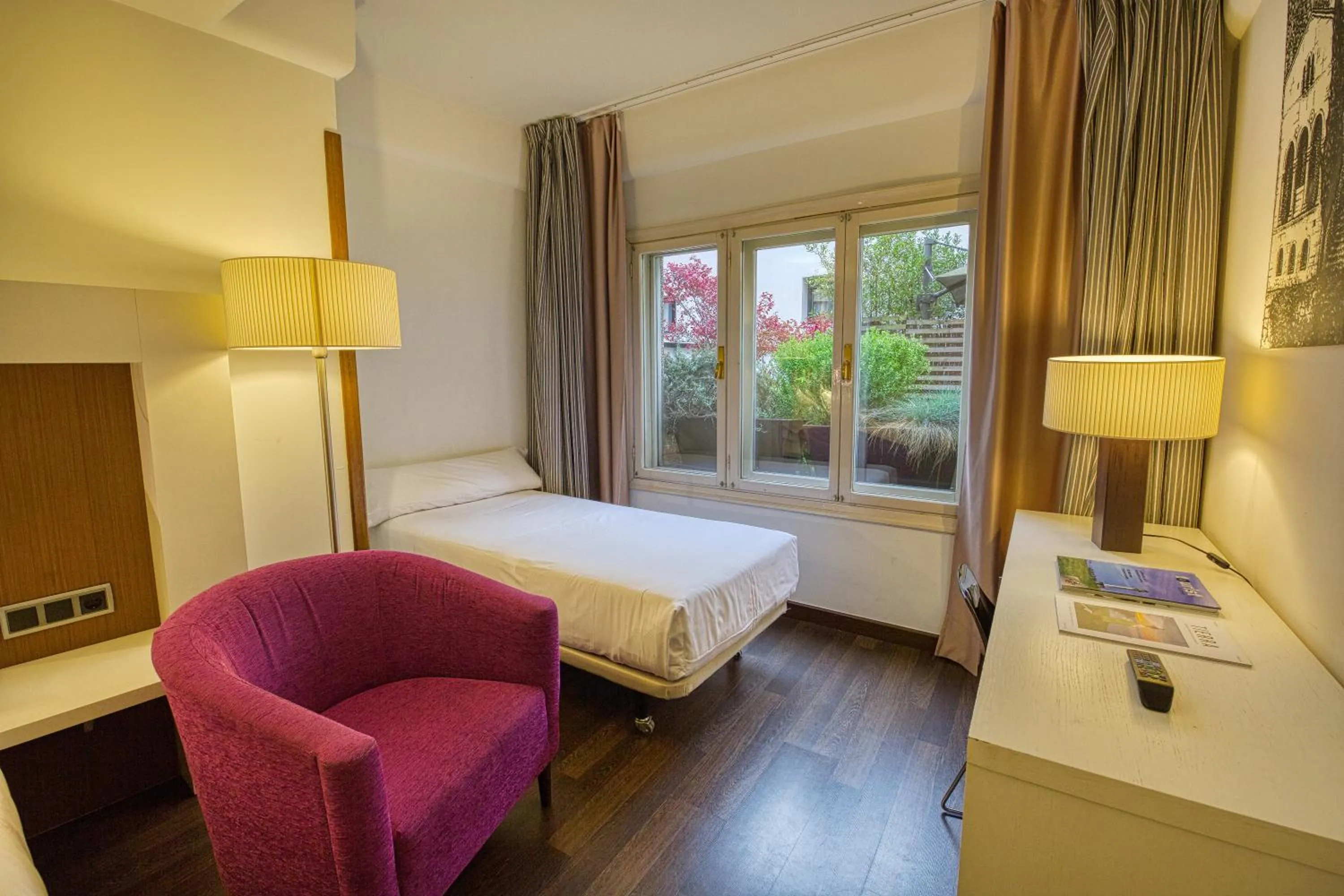 Bed in Gran Hotel España