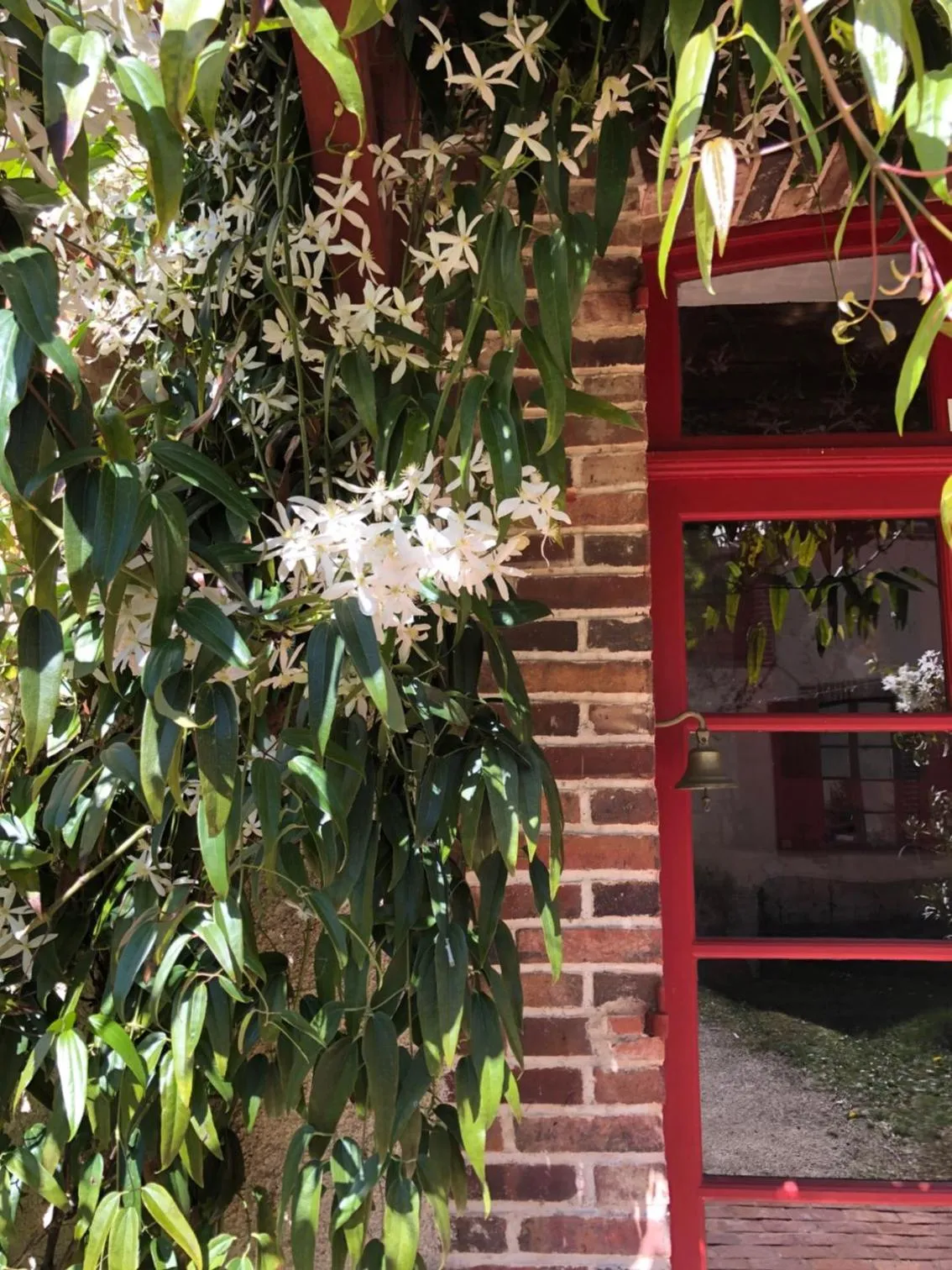 Property building in Domaine de l'Ocrerie