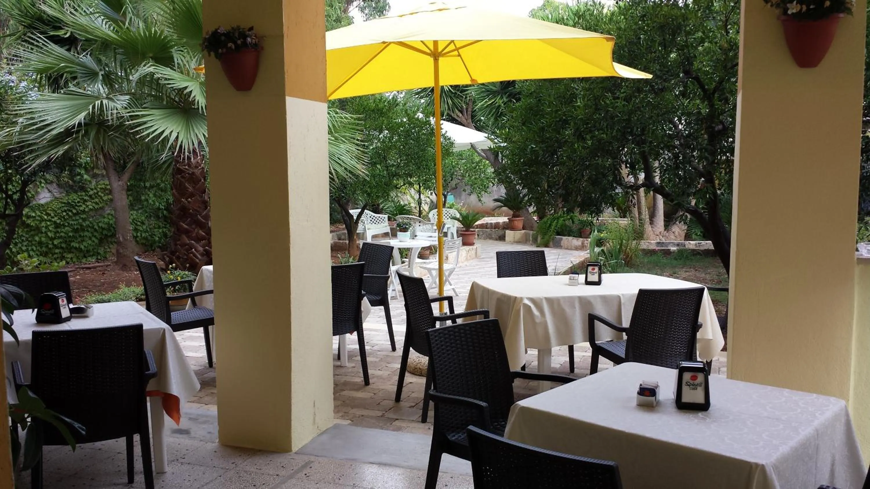 Patio in B&B Pittoresco