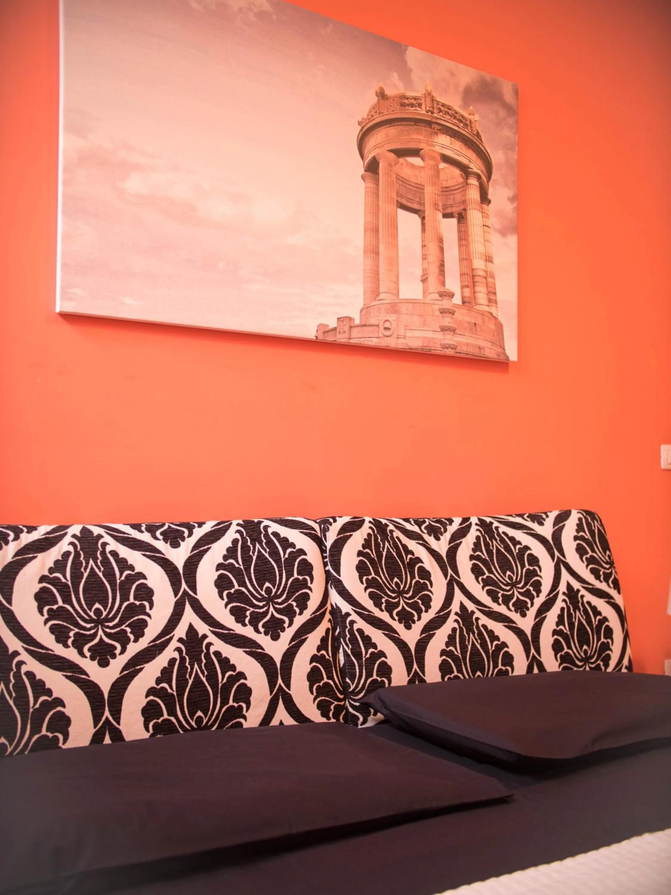 Bed in Juliette Rooms