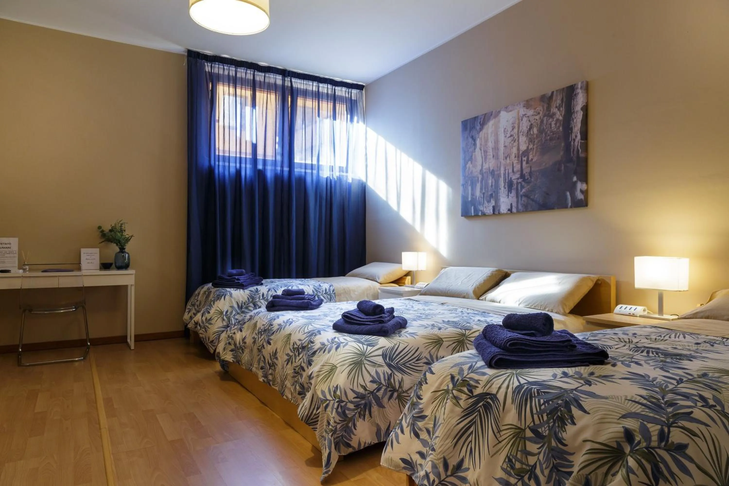 Bed in Juliette Rooms