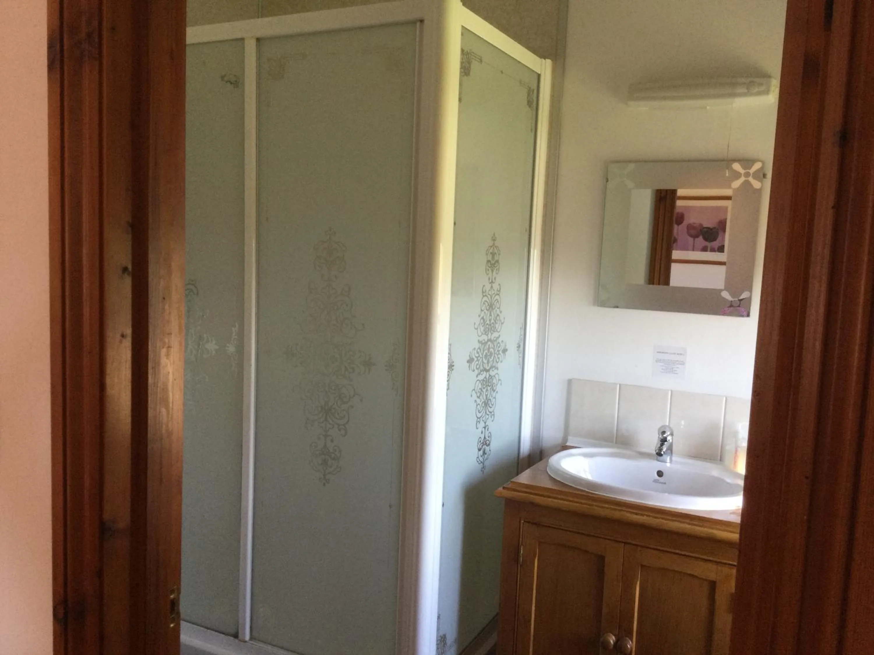 Bathroom in Coombe House B&B